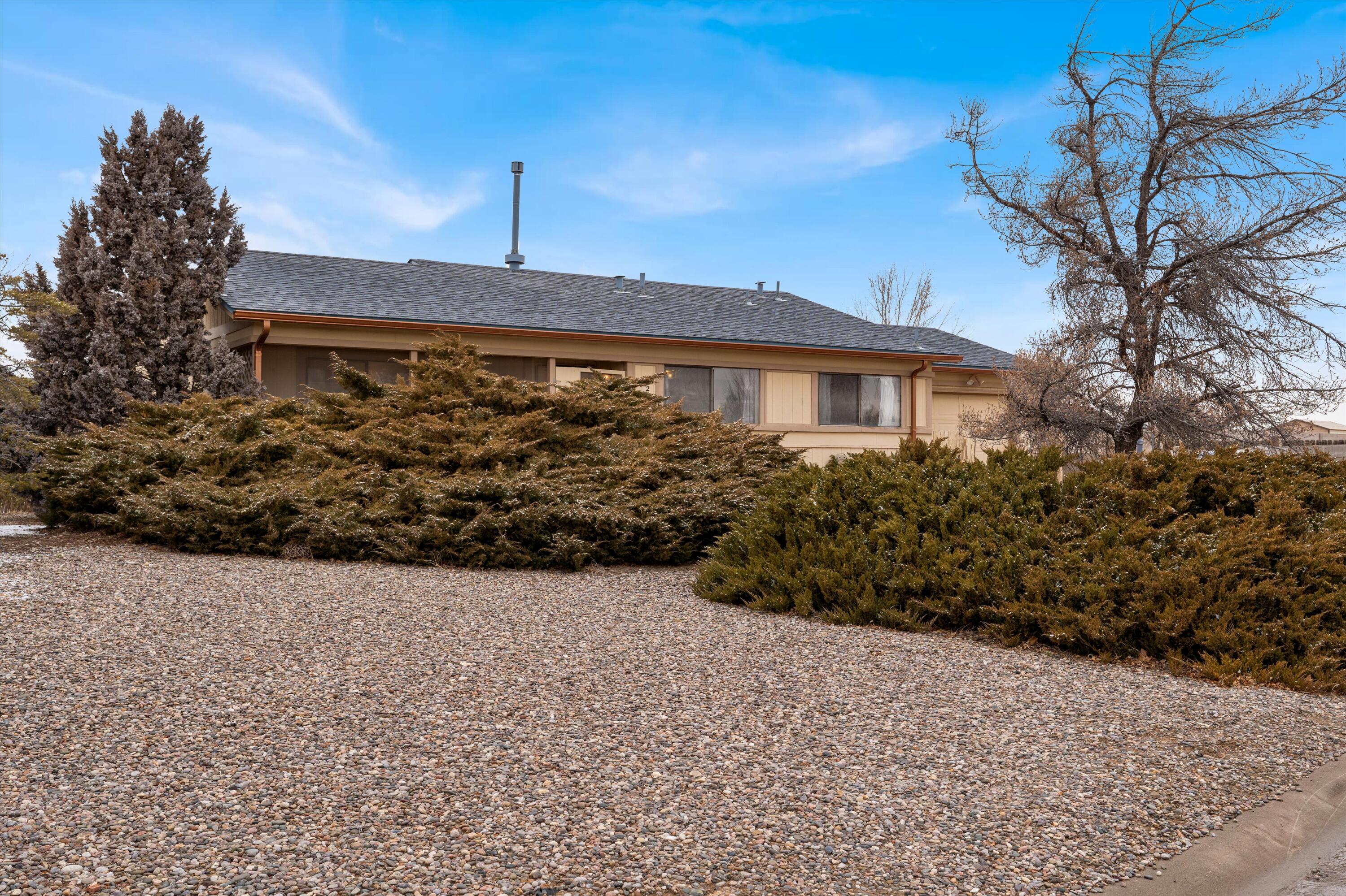392 ALDA Road SE