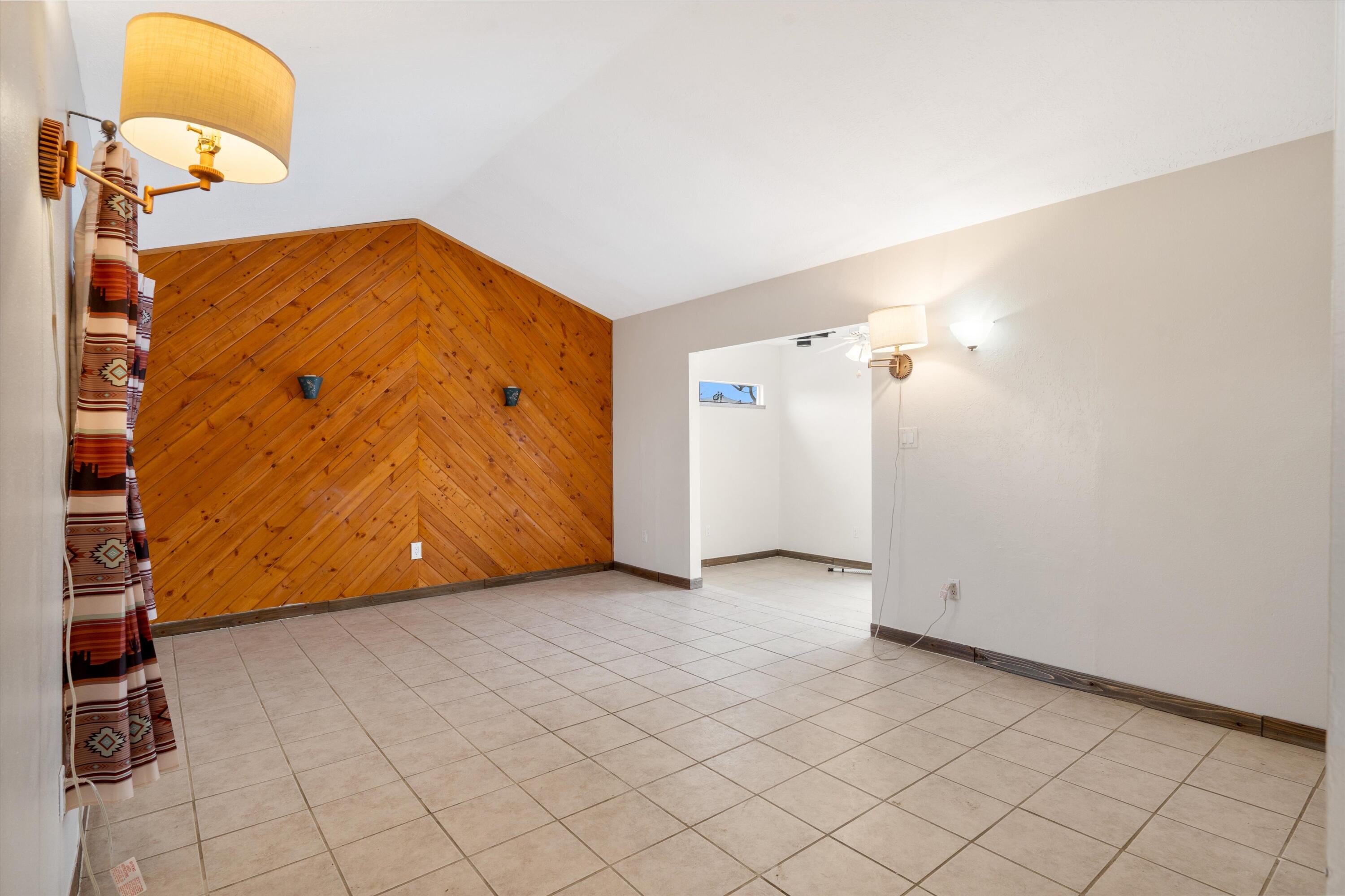 392 ALDA Road SE