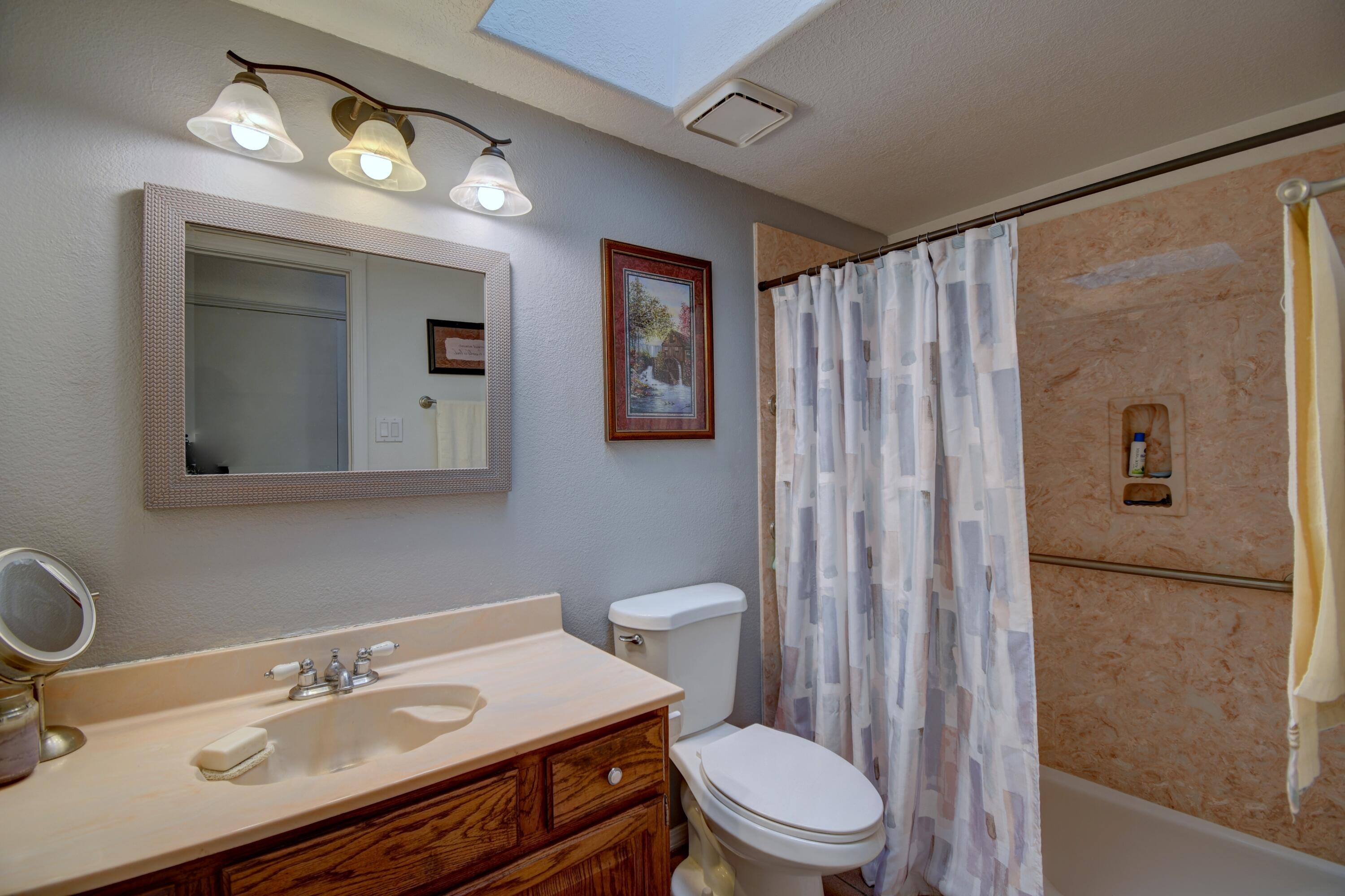 10116 1/2 2nd Street NW