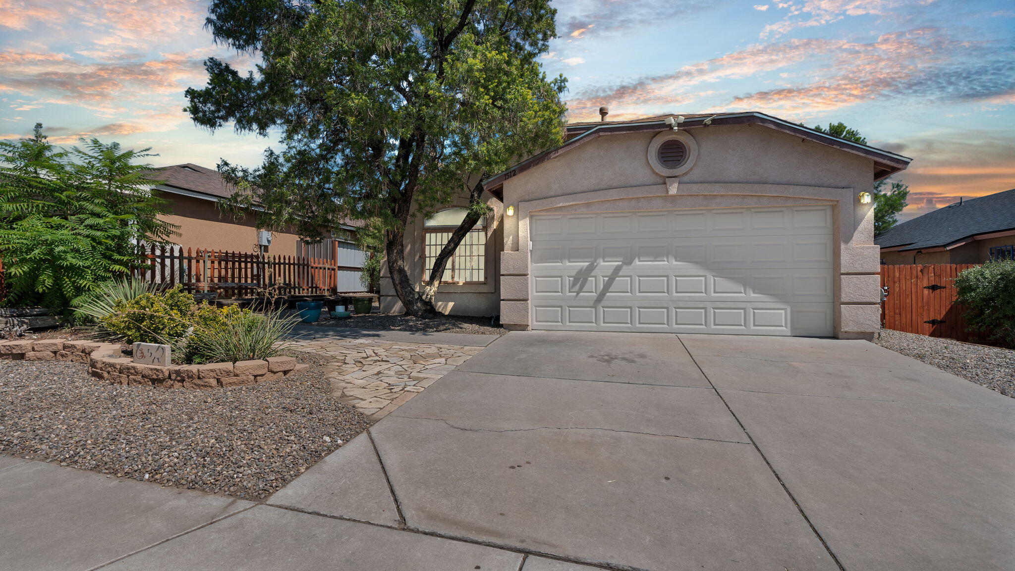 1512 QUIET DESERT Drive SW