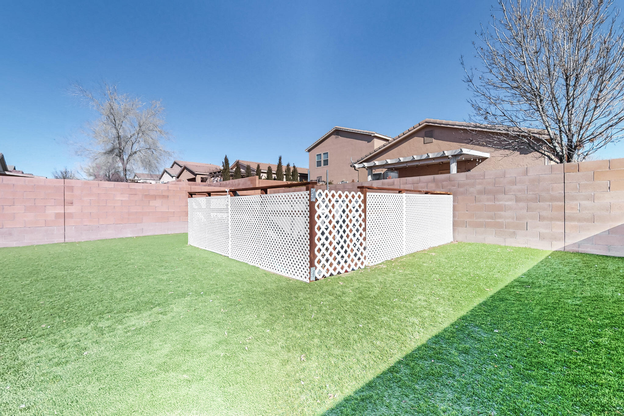2223 VISTA DE COLINAS Drive SE