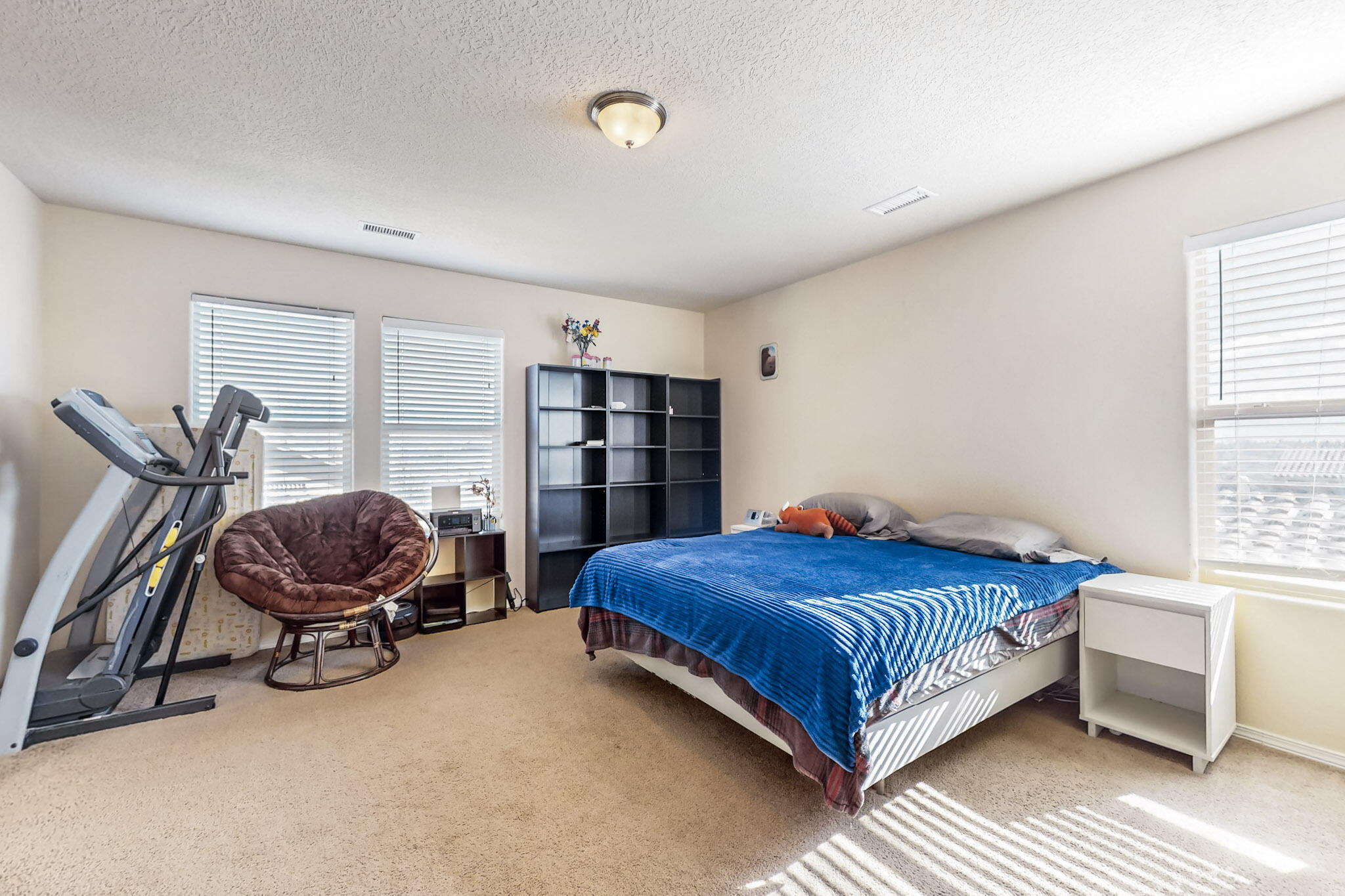 2223 VISTA DE COLINAS Drive SE