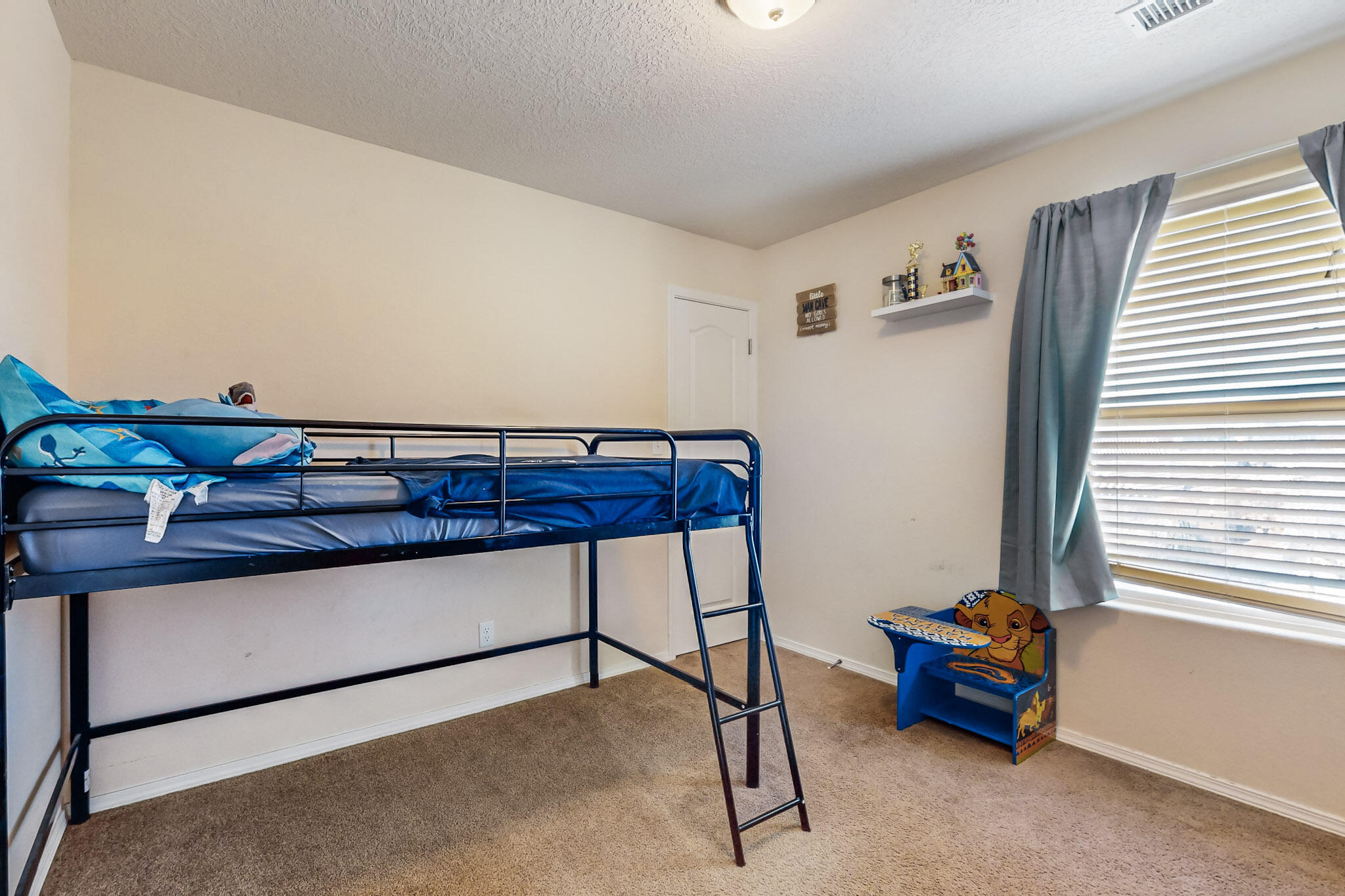 2223 VISTA DE COLINAS Drive SE