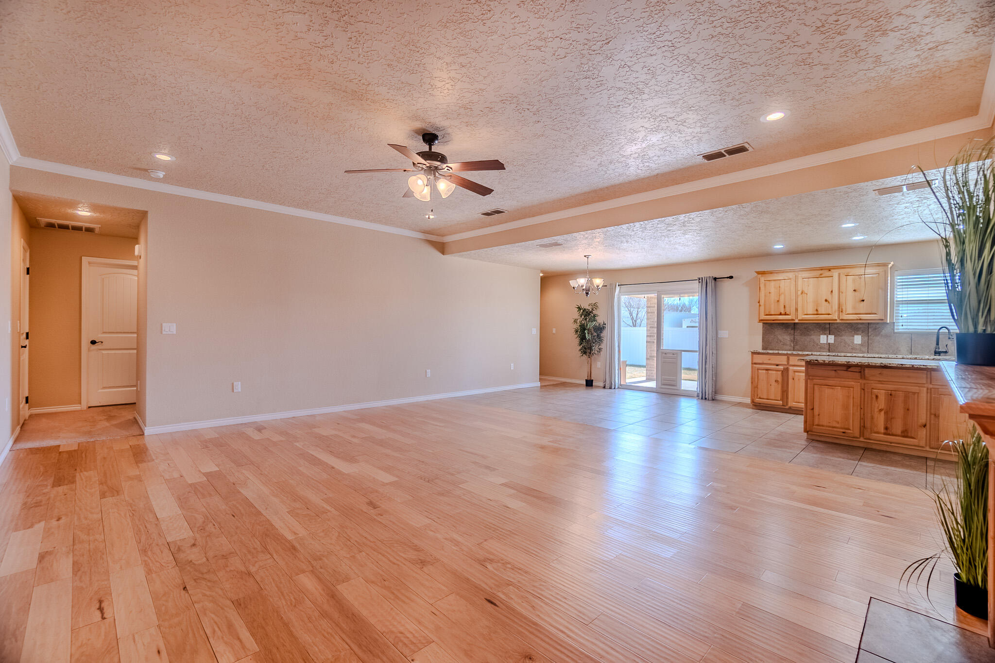 2409 NORTHGLEN Drive