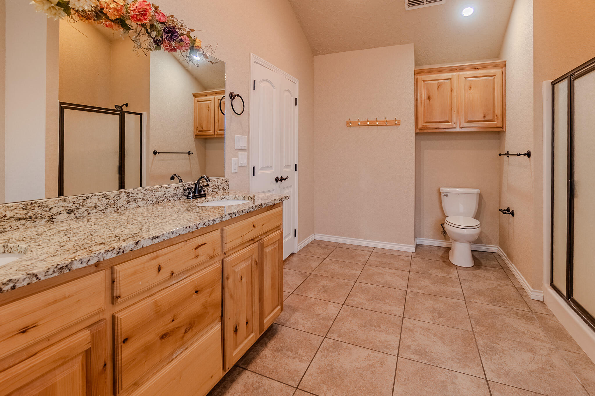 2409 NORTHGLEN Drive