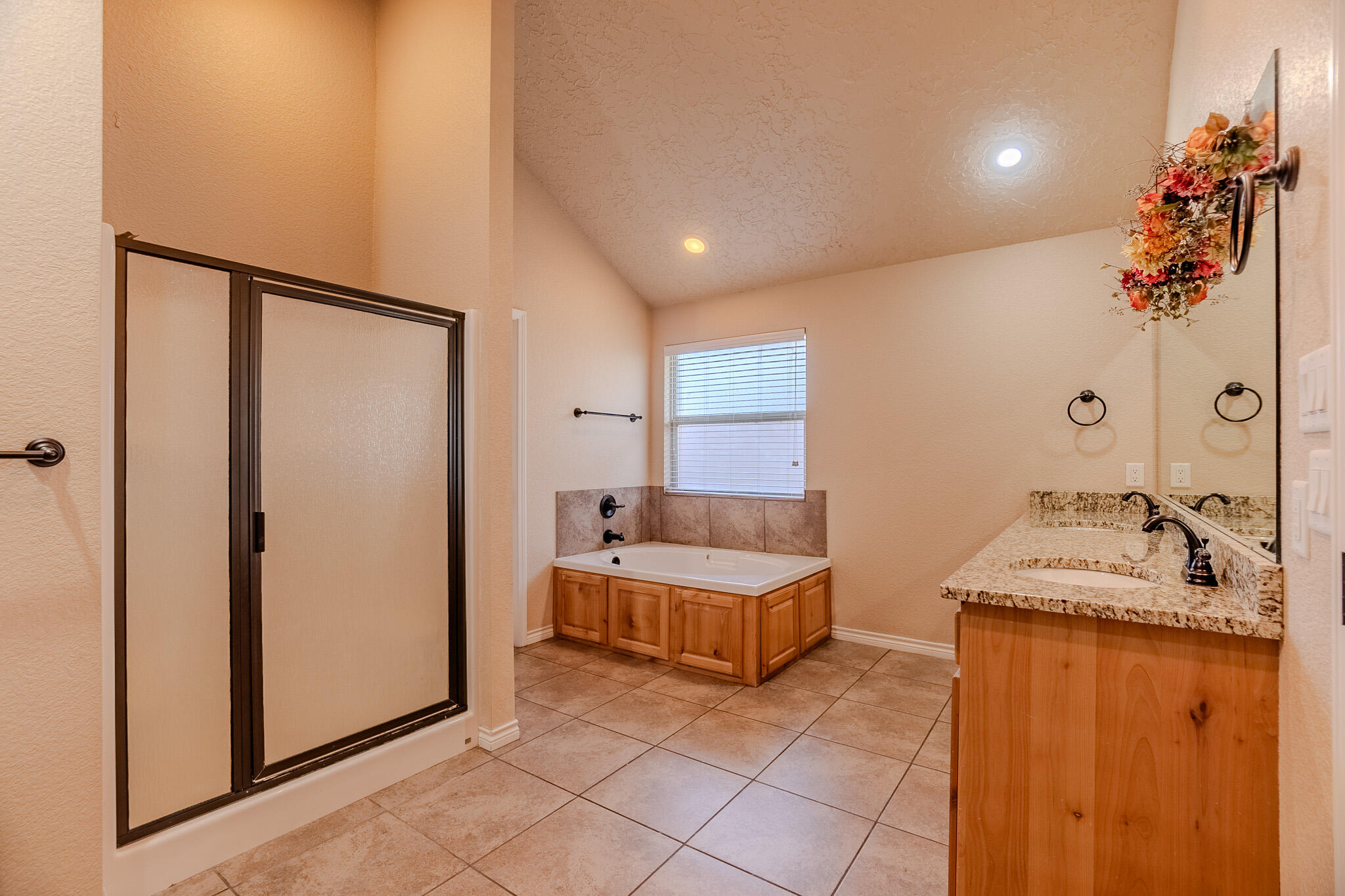 2409 NORTHGLEN Drive