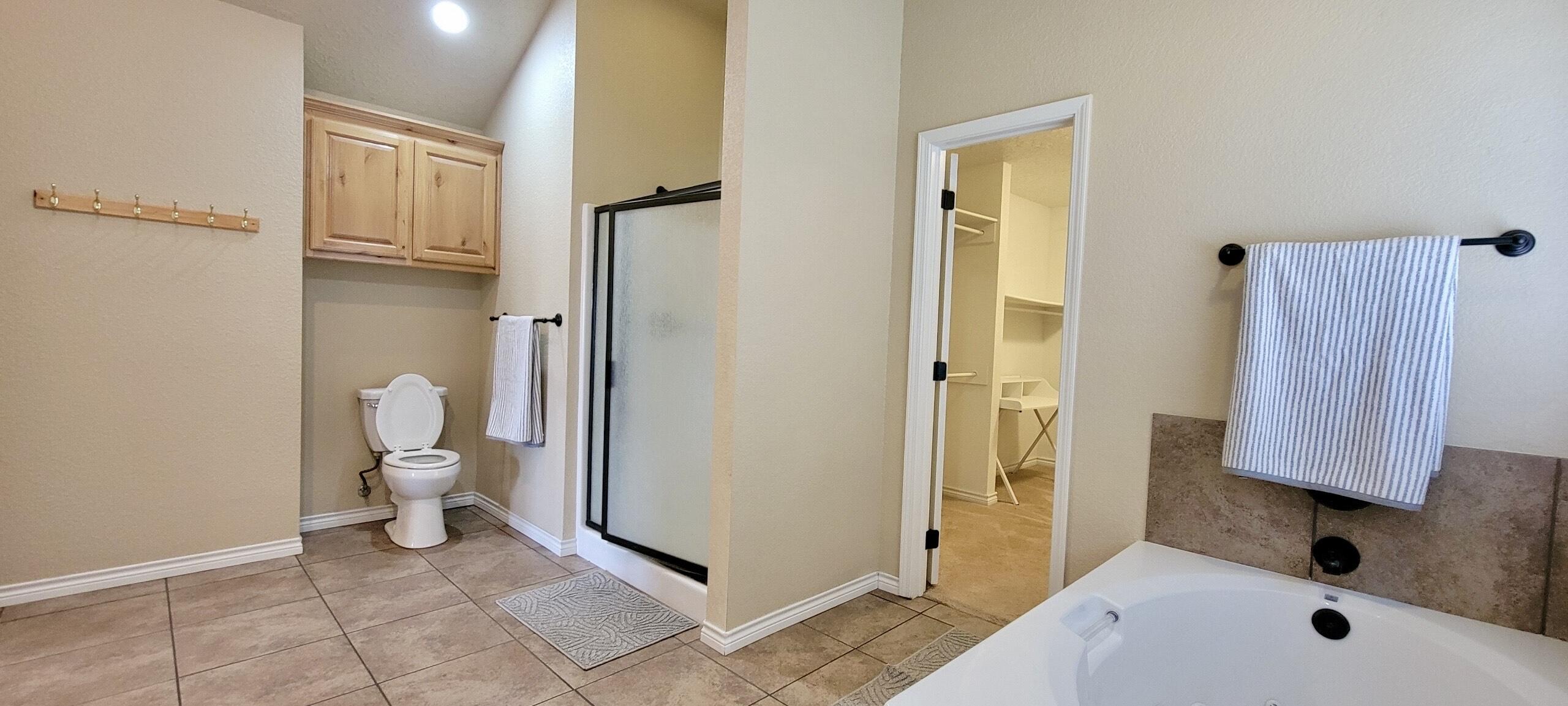 2409 NORTHGLEN Drive