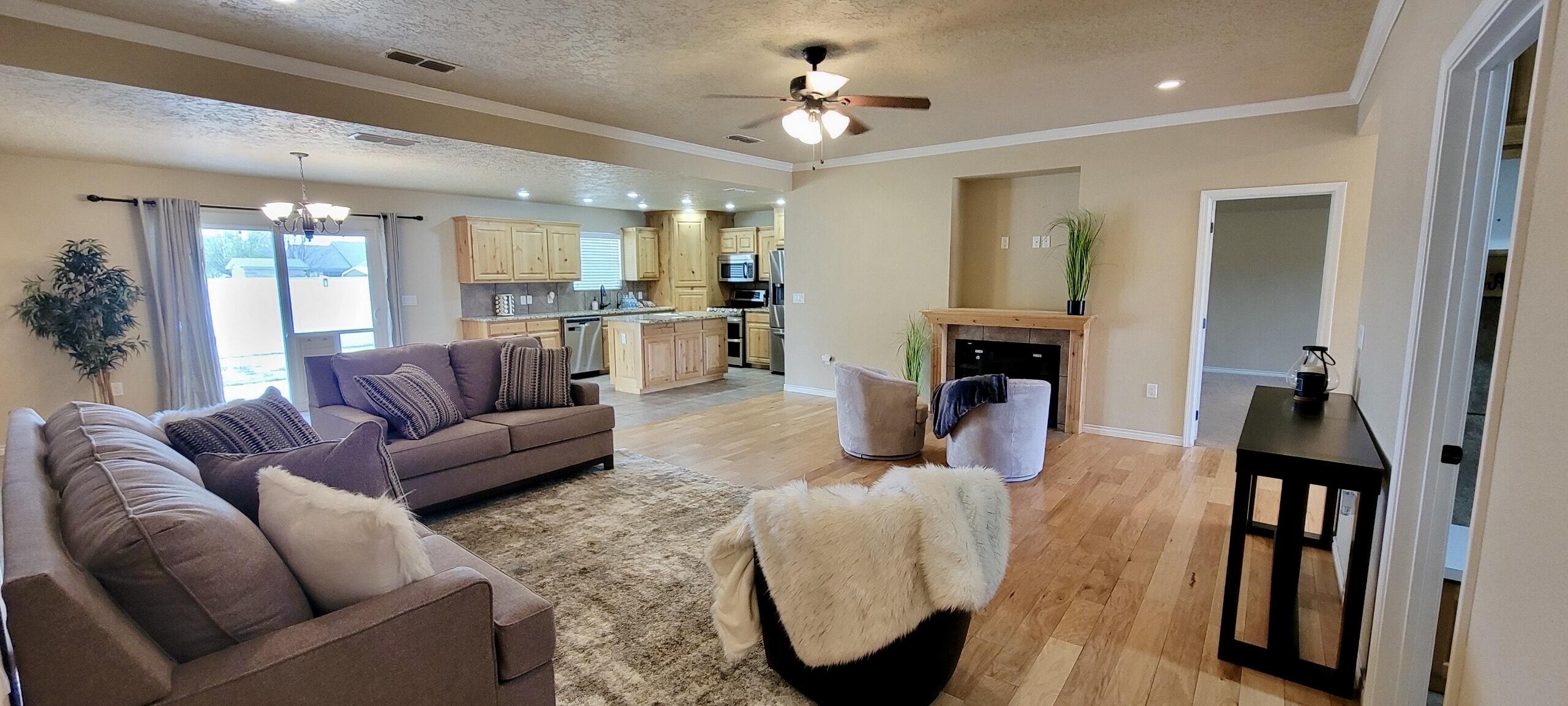 2409 NORTHGLEN Drive
