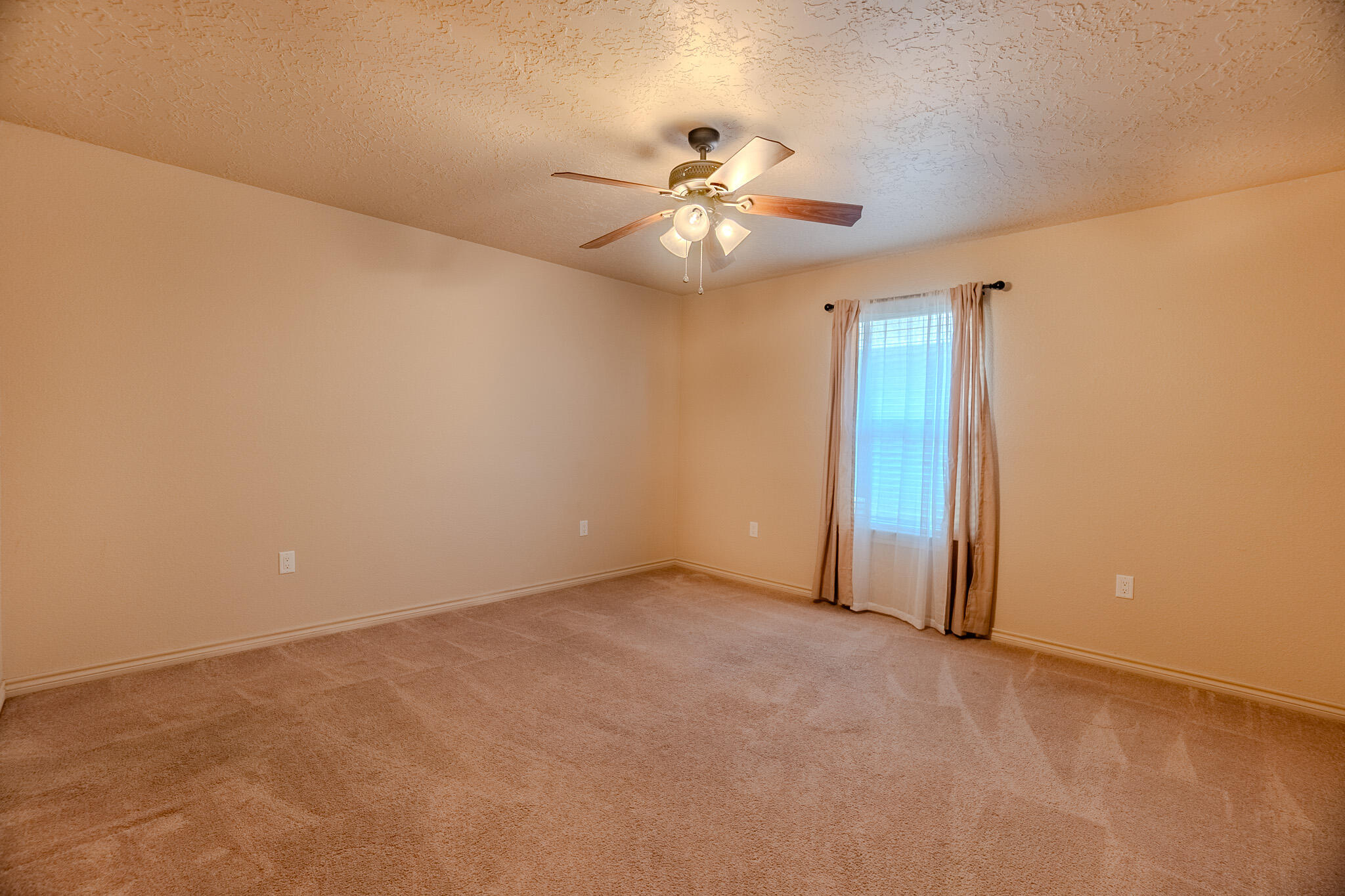 2409 NORTHGLEN Drive