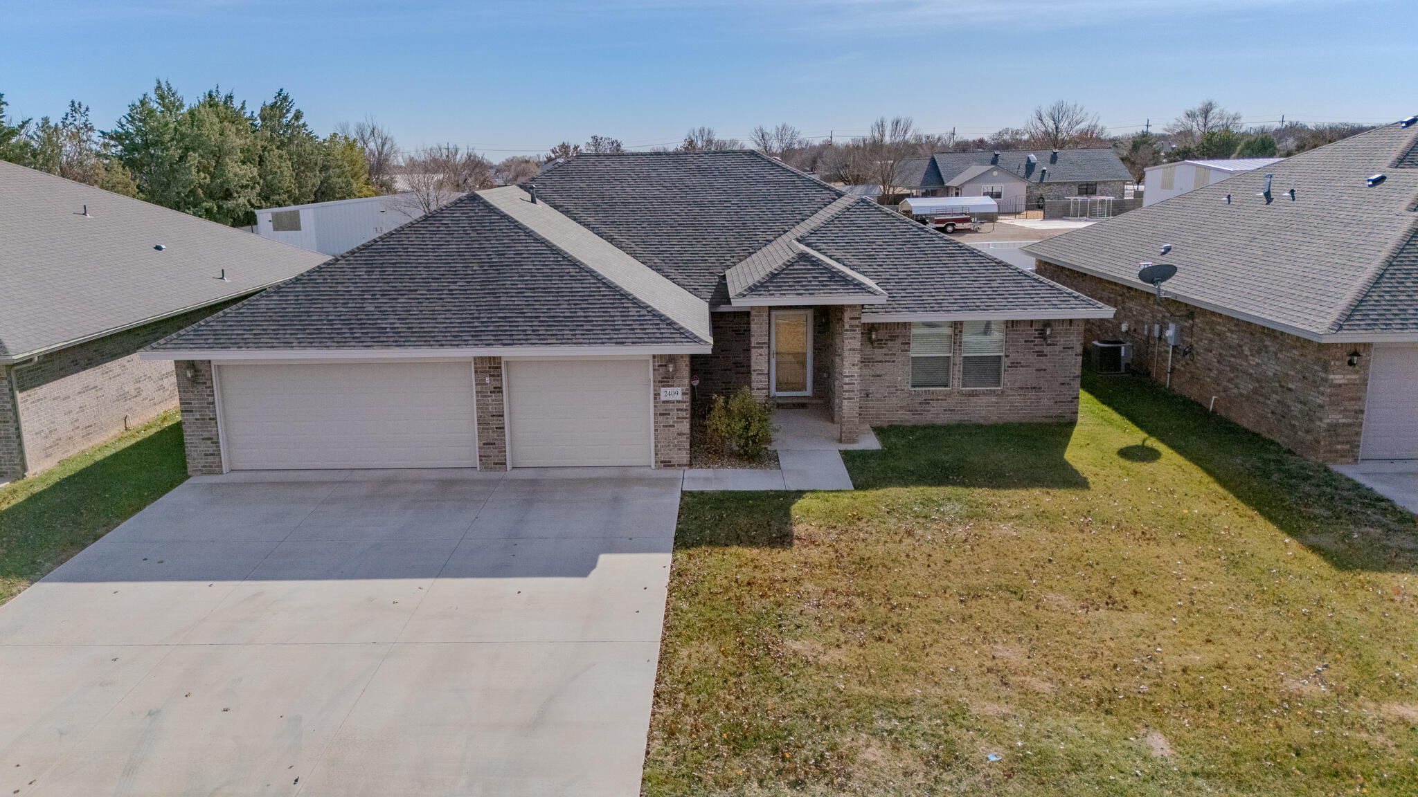 2409 NORTHGLEN Drive