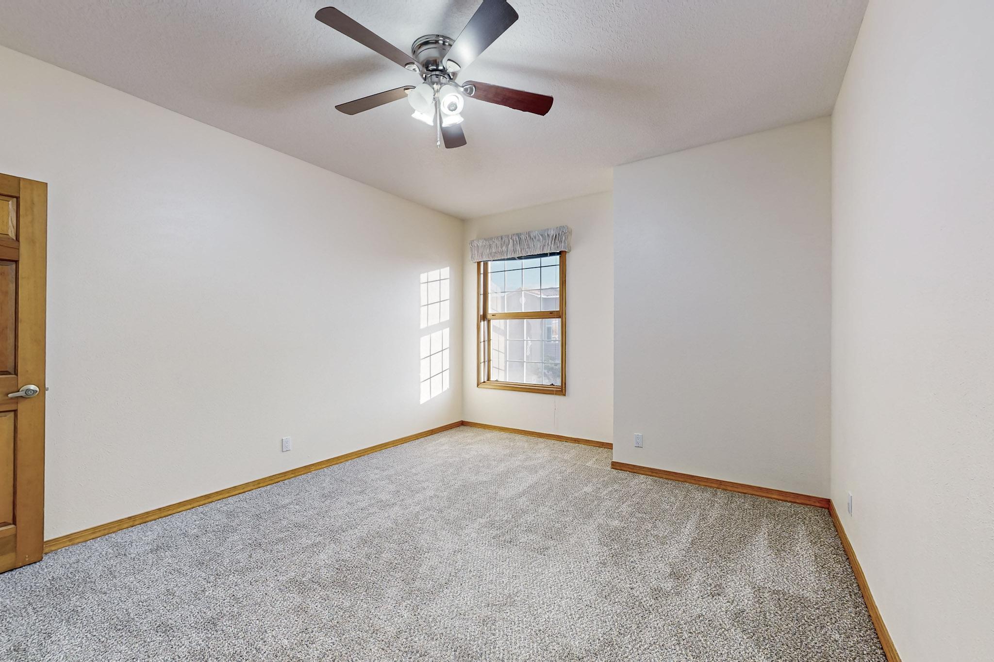 10517 ROYAL BIRKDALE NE b