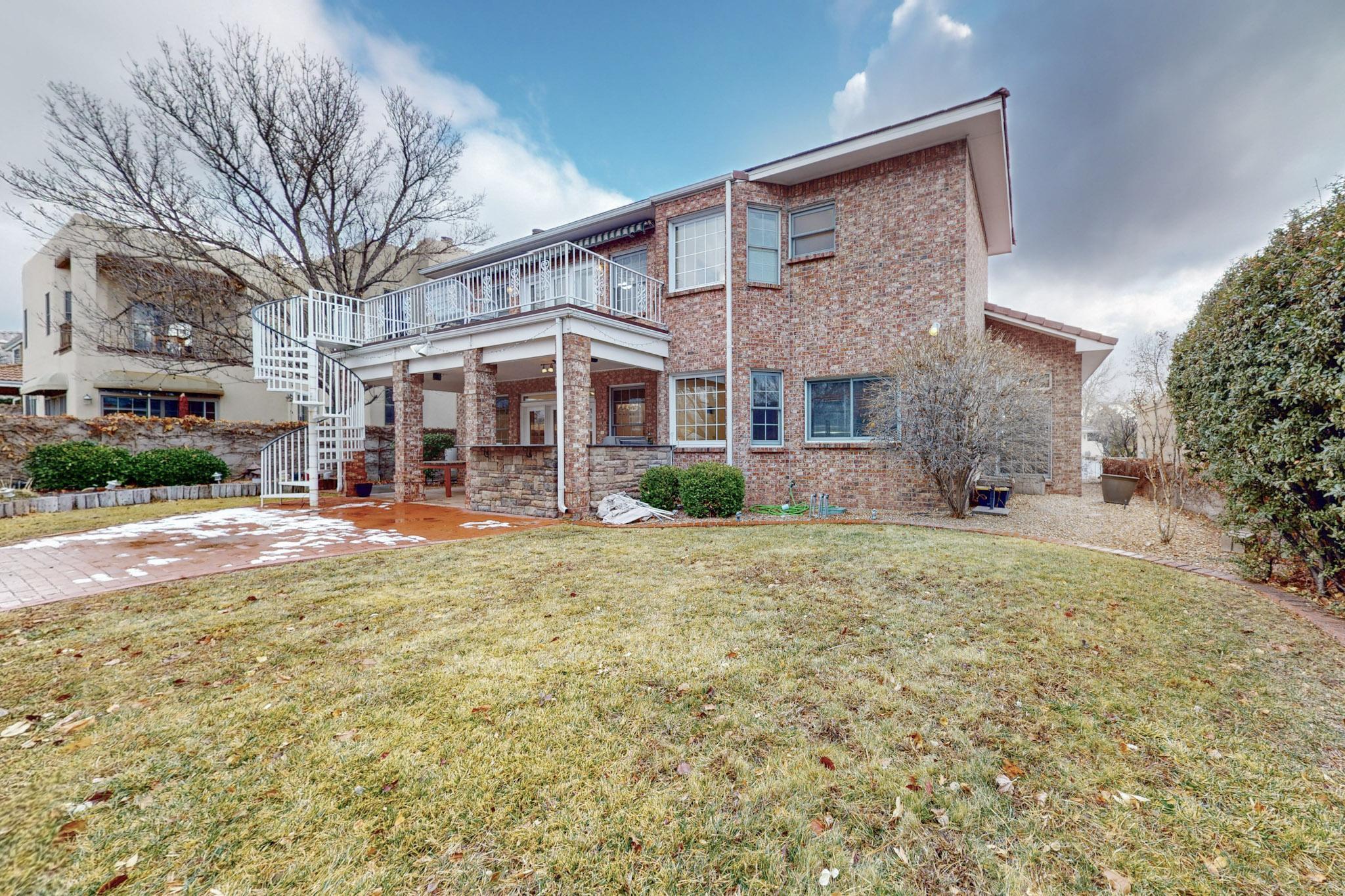 10517 ROYAL BIRKDALE NE b