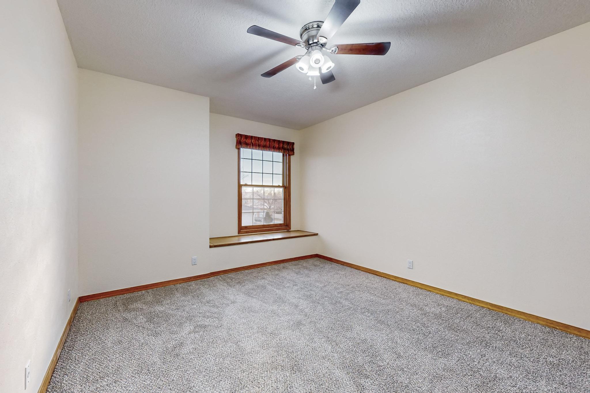 10517 ROYAL BIRKDALE NE b
