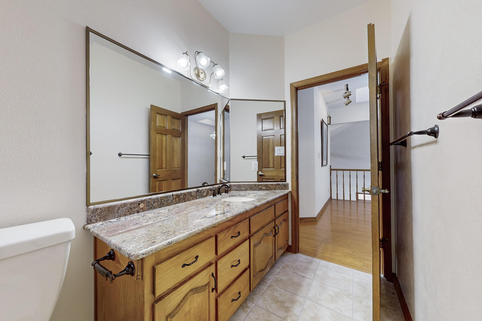 10517 ROYAL BIRKDALE NE b