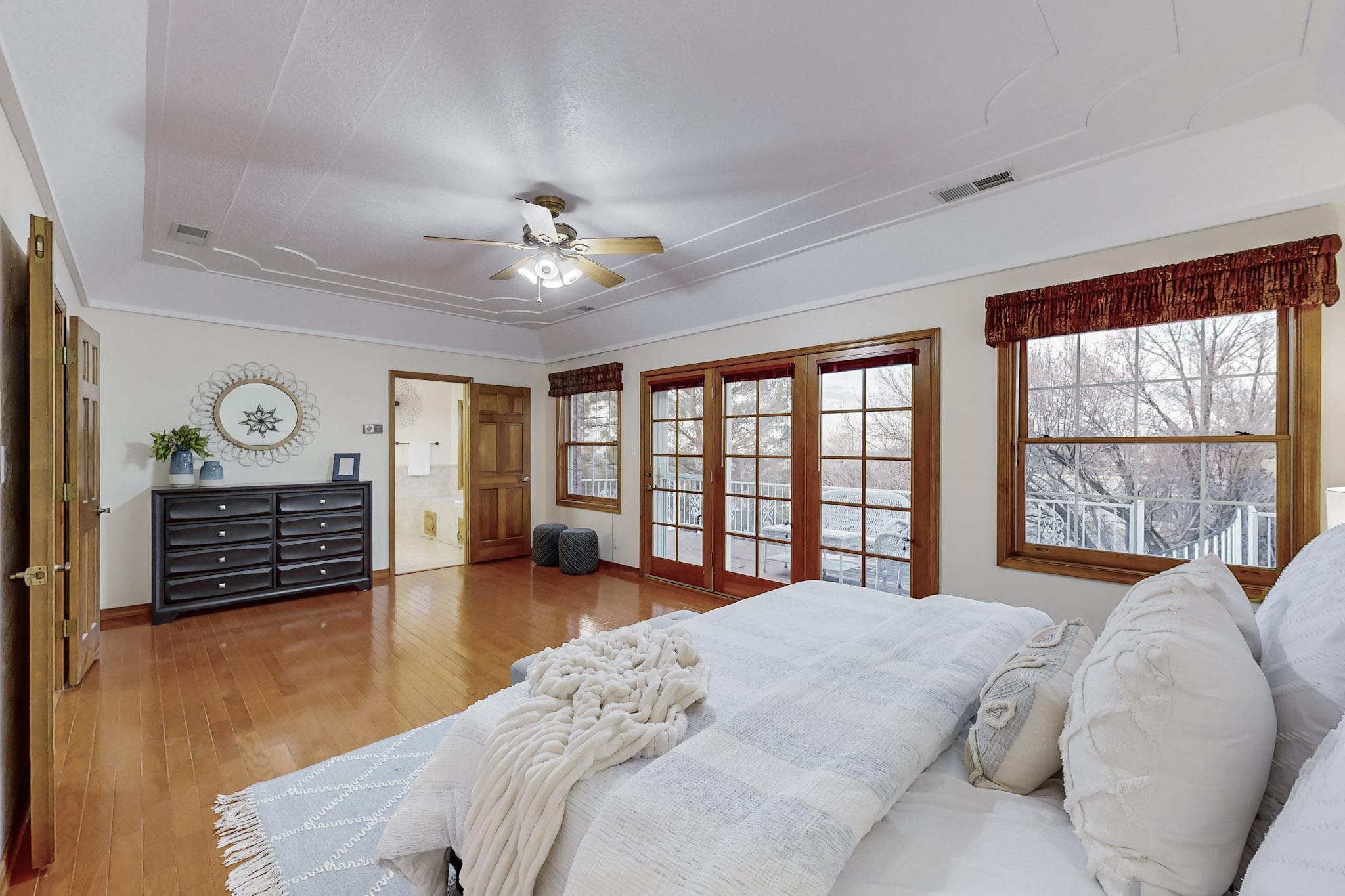 10517 ROYAL BIRKDALE NE b