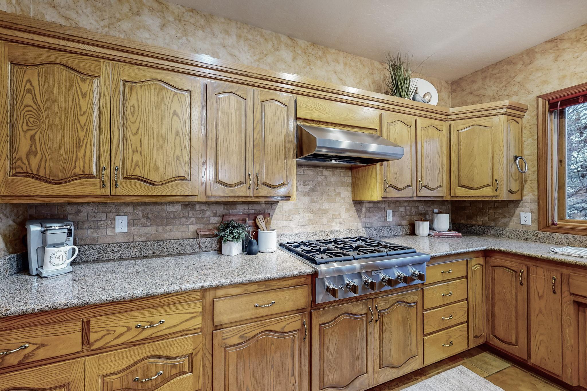 10517 ROYAL BIRKDALE NE b