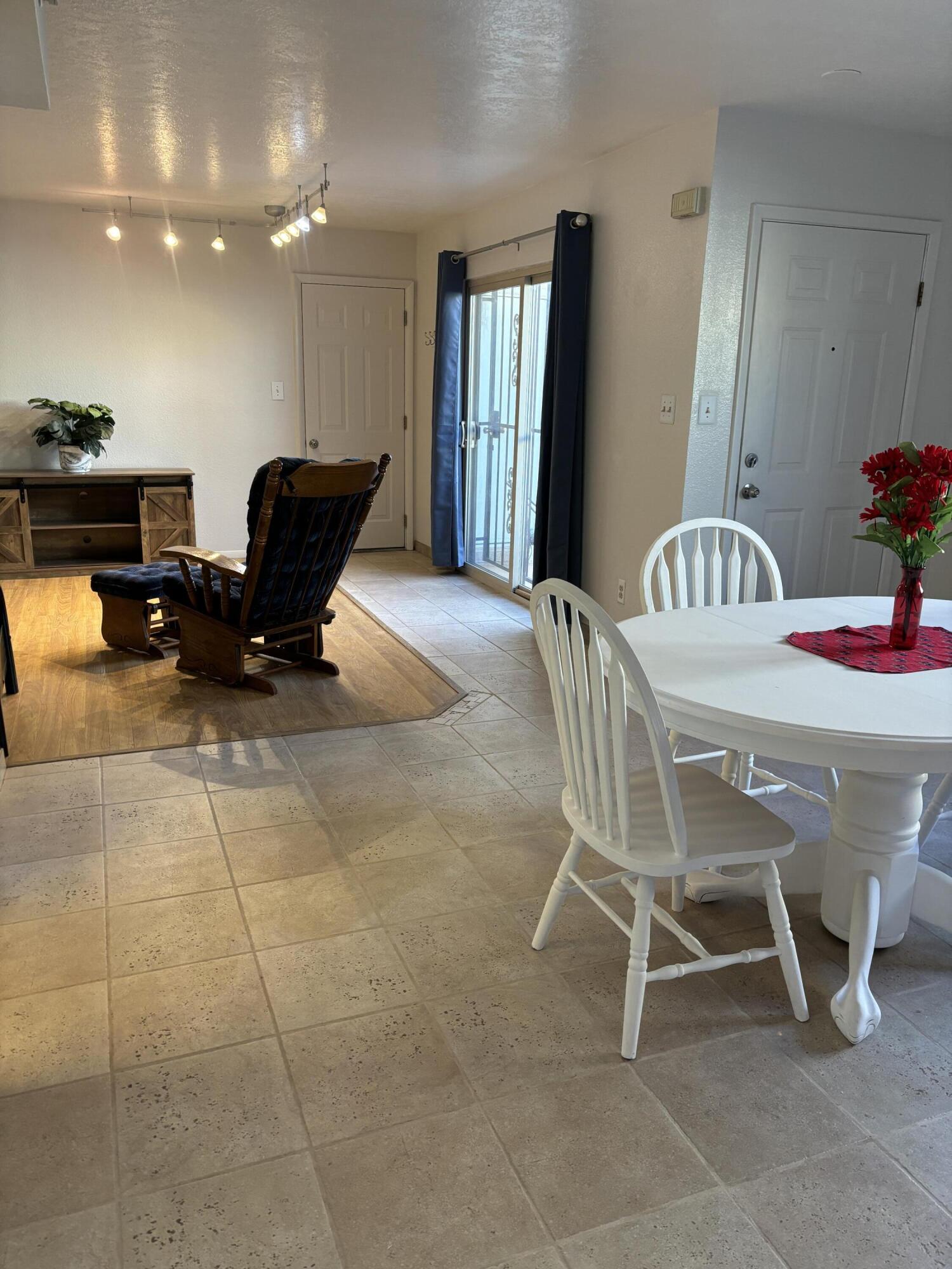 508 Western Skies Drive SE