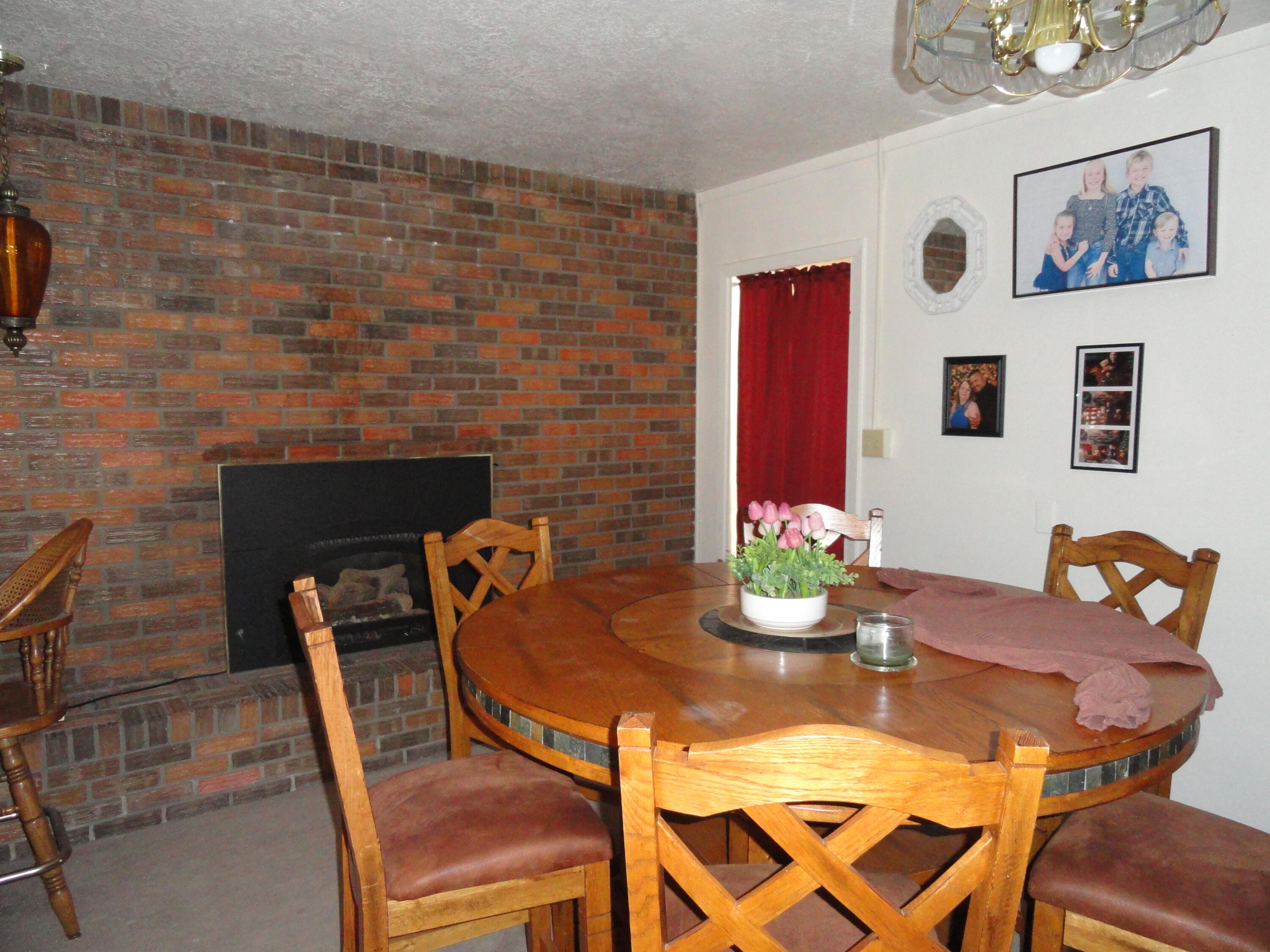 405 MELODY Lane