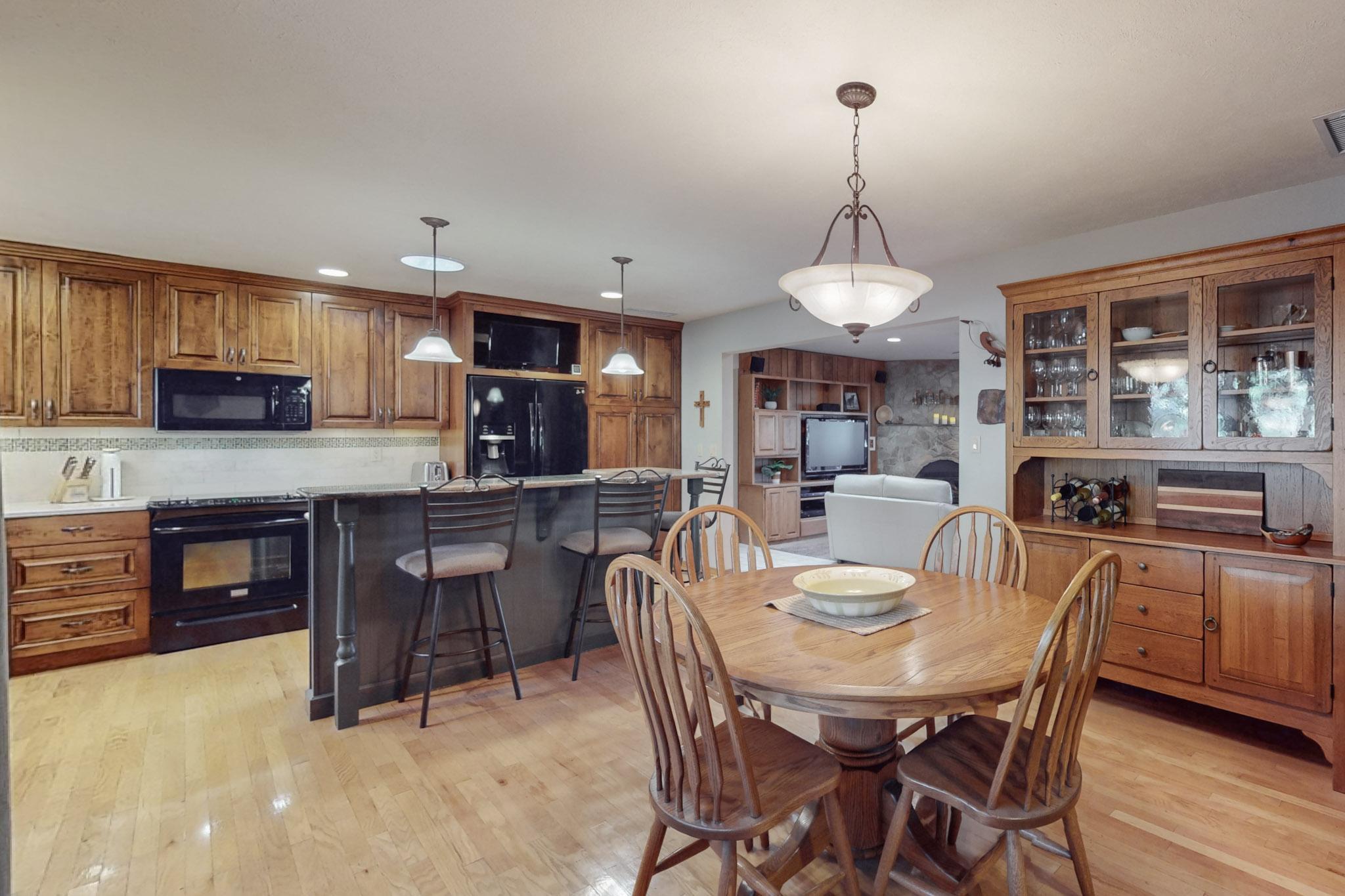 3801 CAMINO DE LA SIERRA Lane