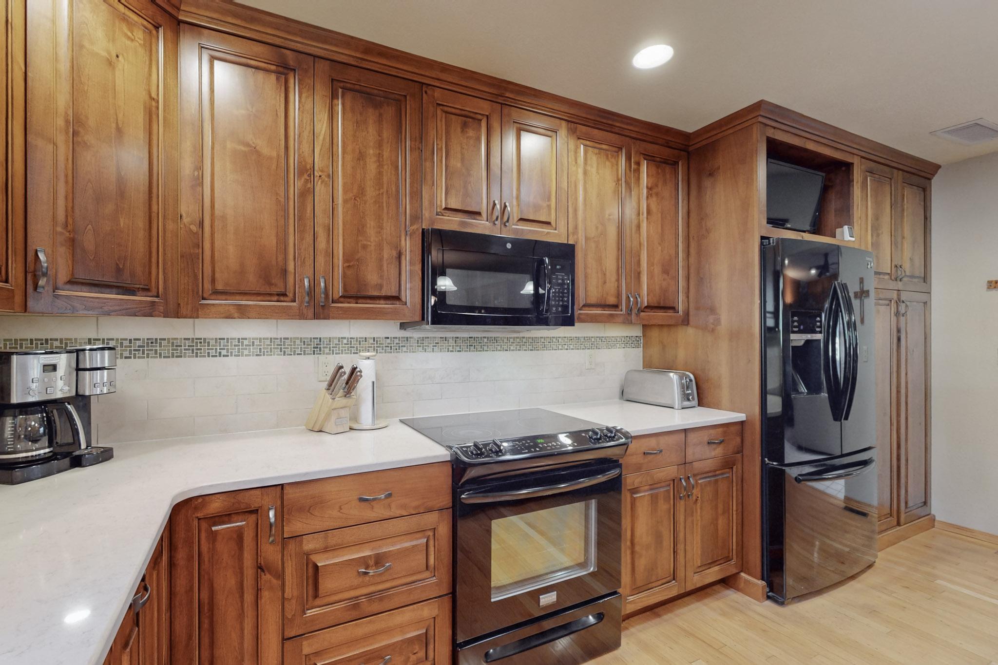 3801 CAMINO DE LA SIERRA Lane