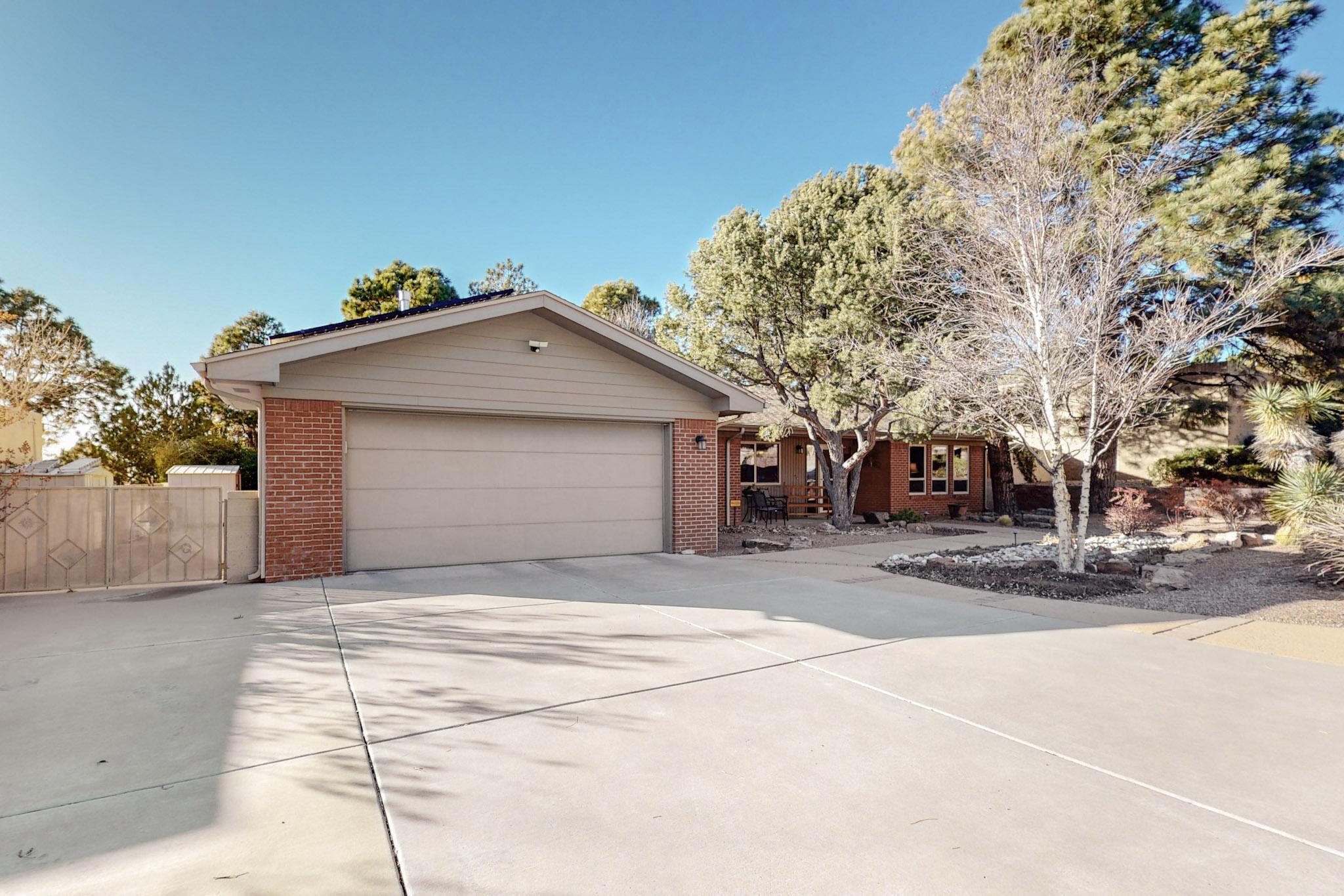3801 CAMINO DE LA SIERRA Lane