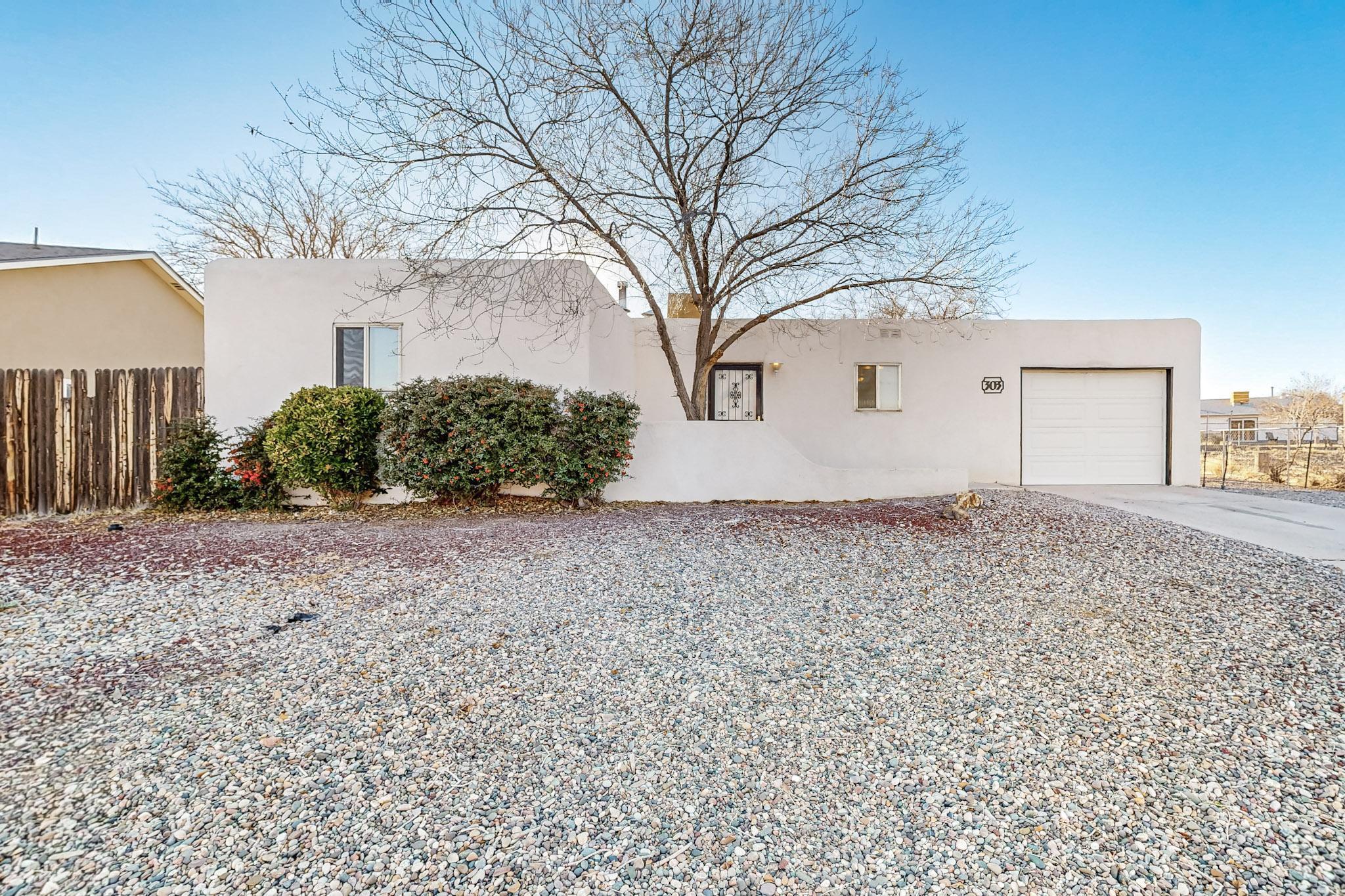303 SANTA ELENA Road SE
