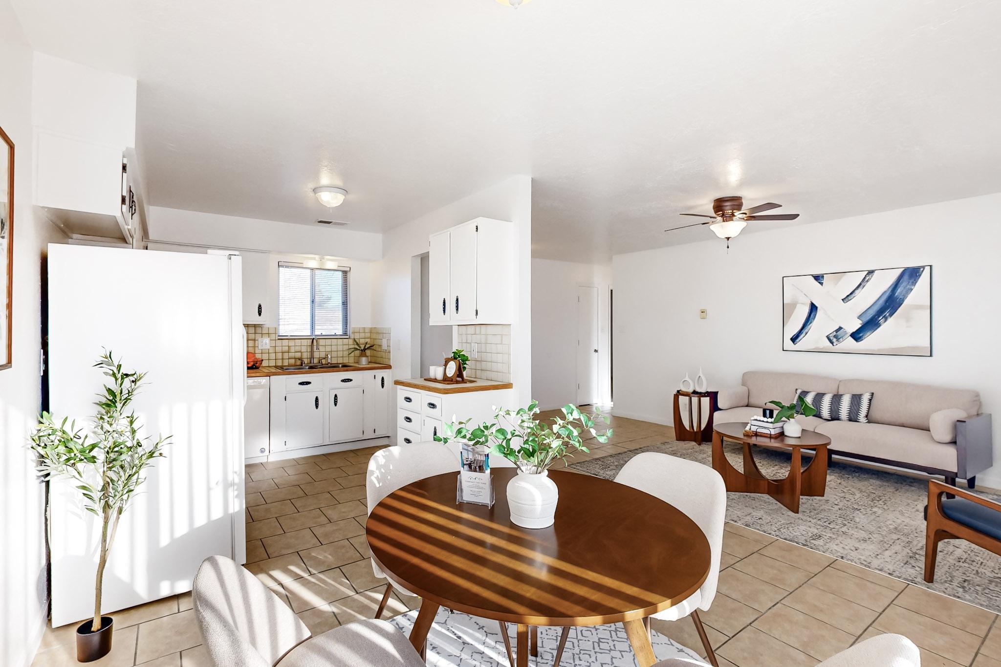 303 SANTA ELENA Road SE