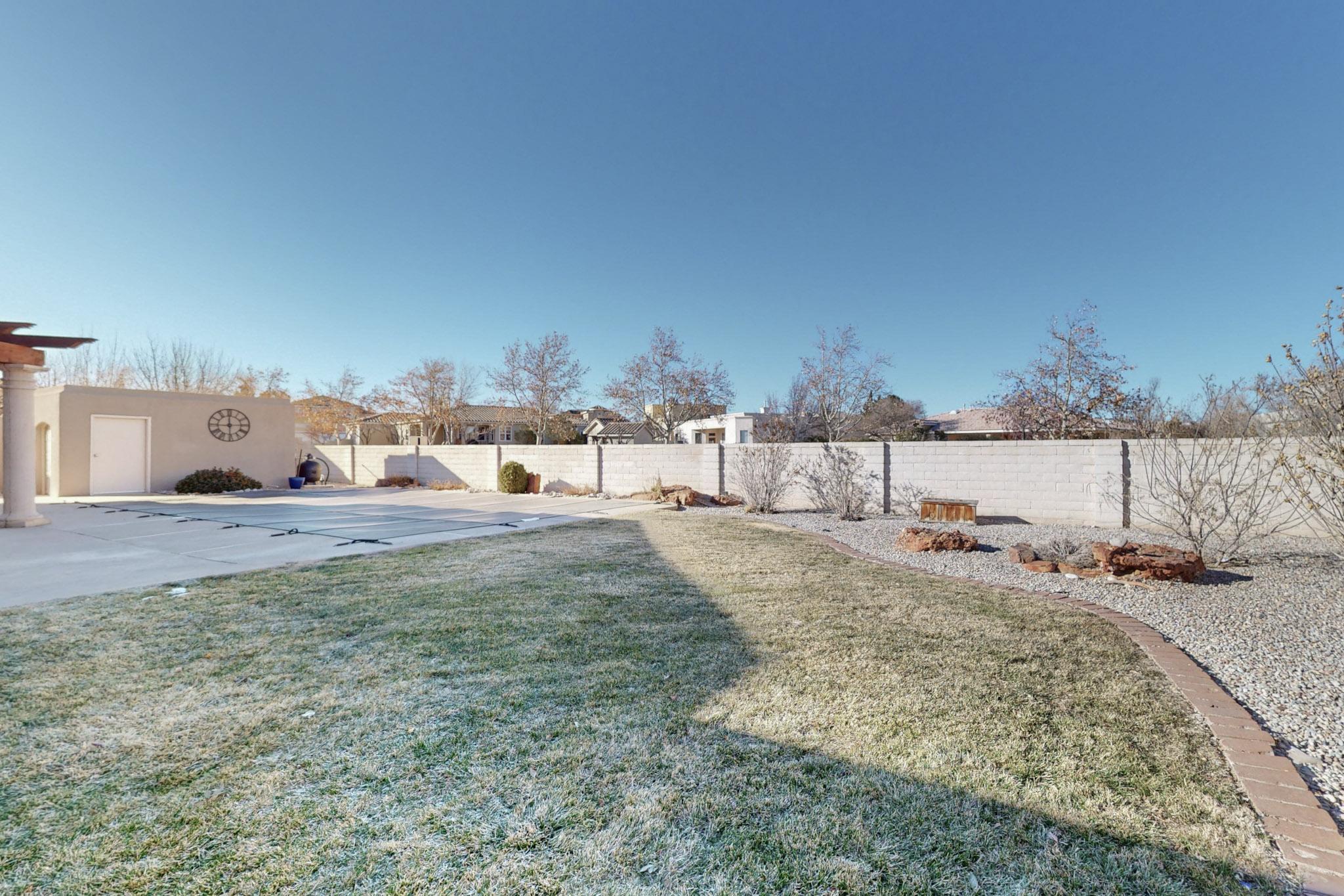 3932 BAY HILL Loop SE