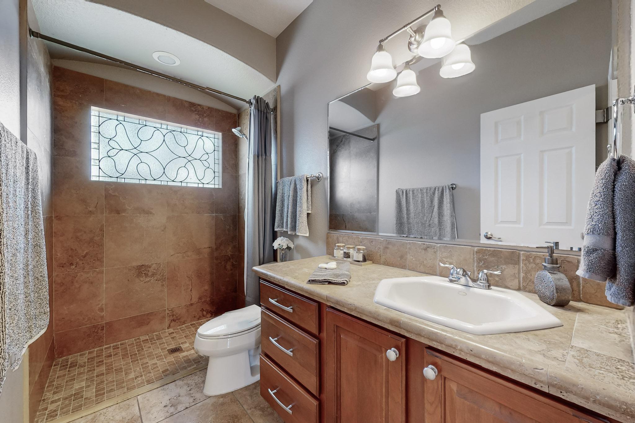 3932 BAY HILL Loop SE