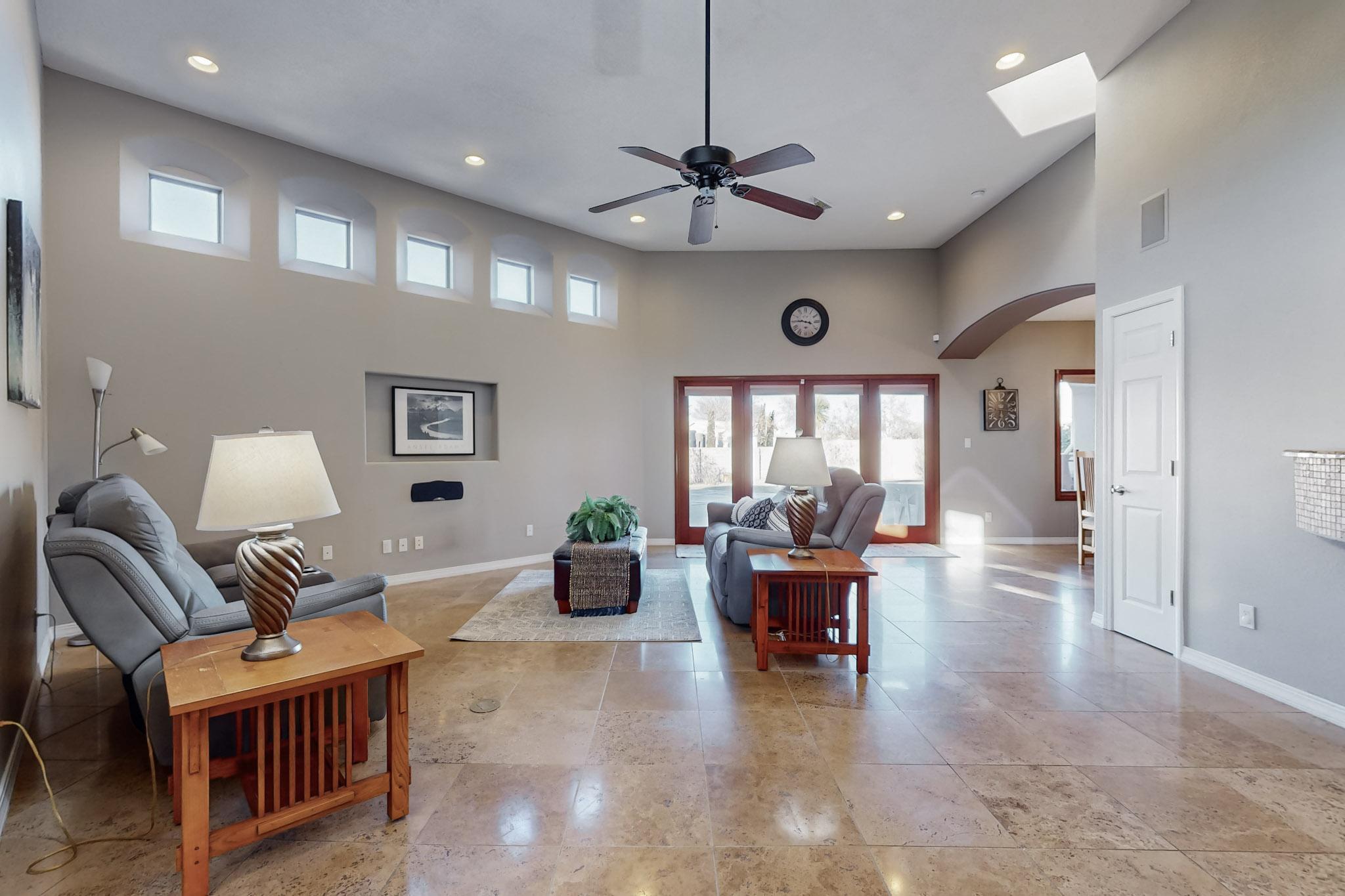 3932 BAY HILL Loop SE