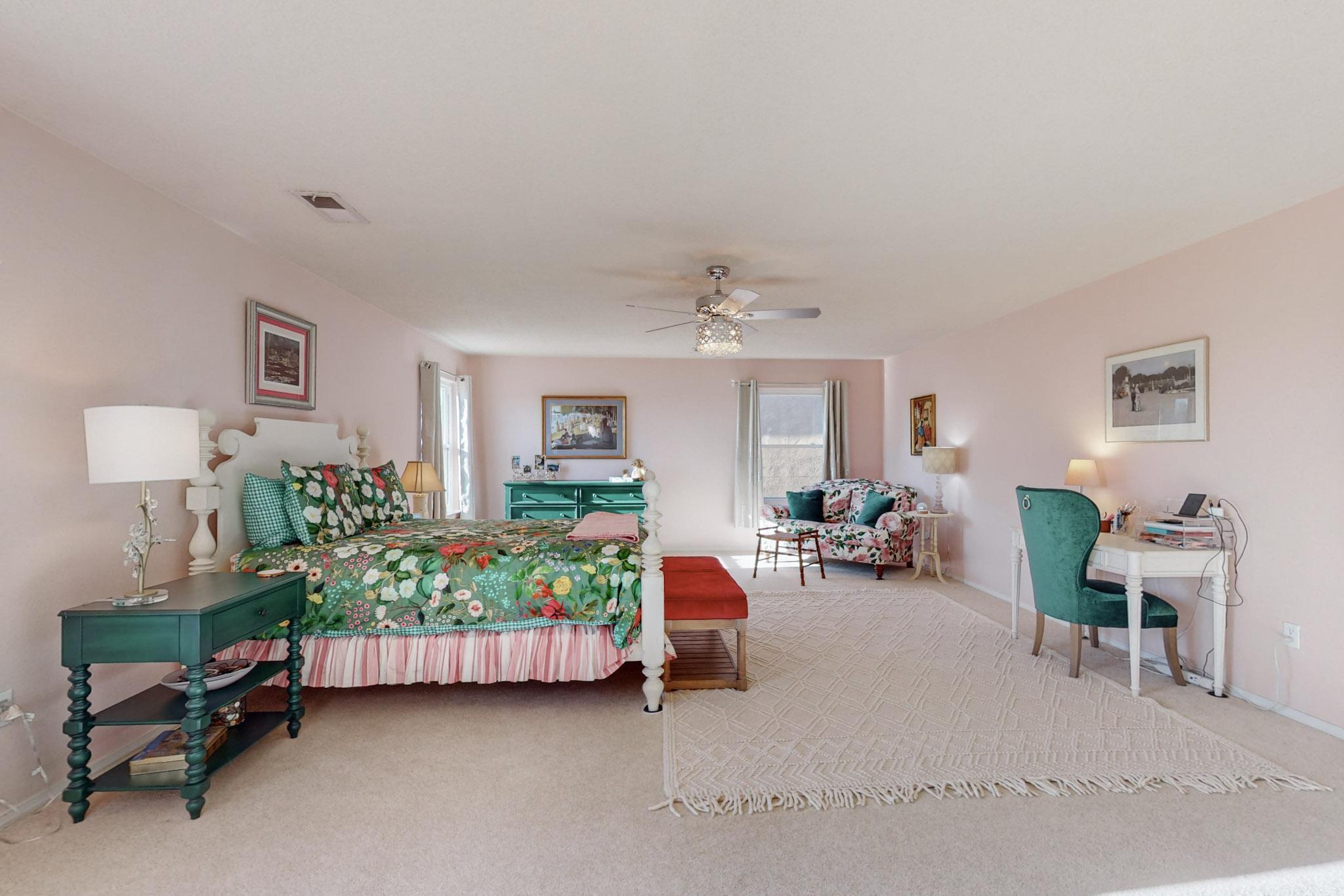 1001 FESTIVAL Court NW