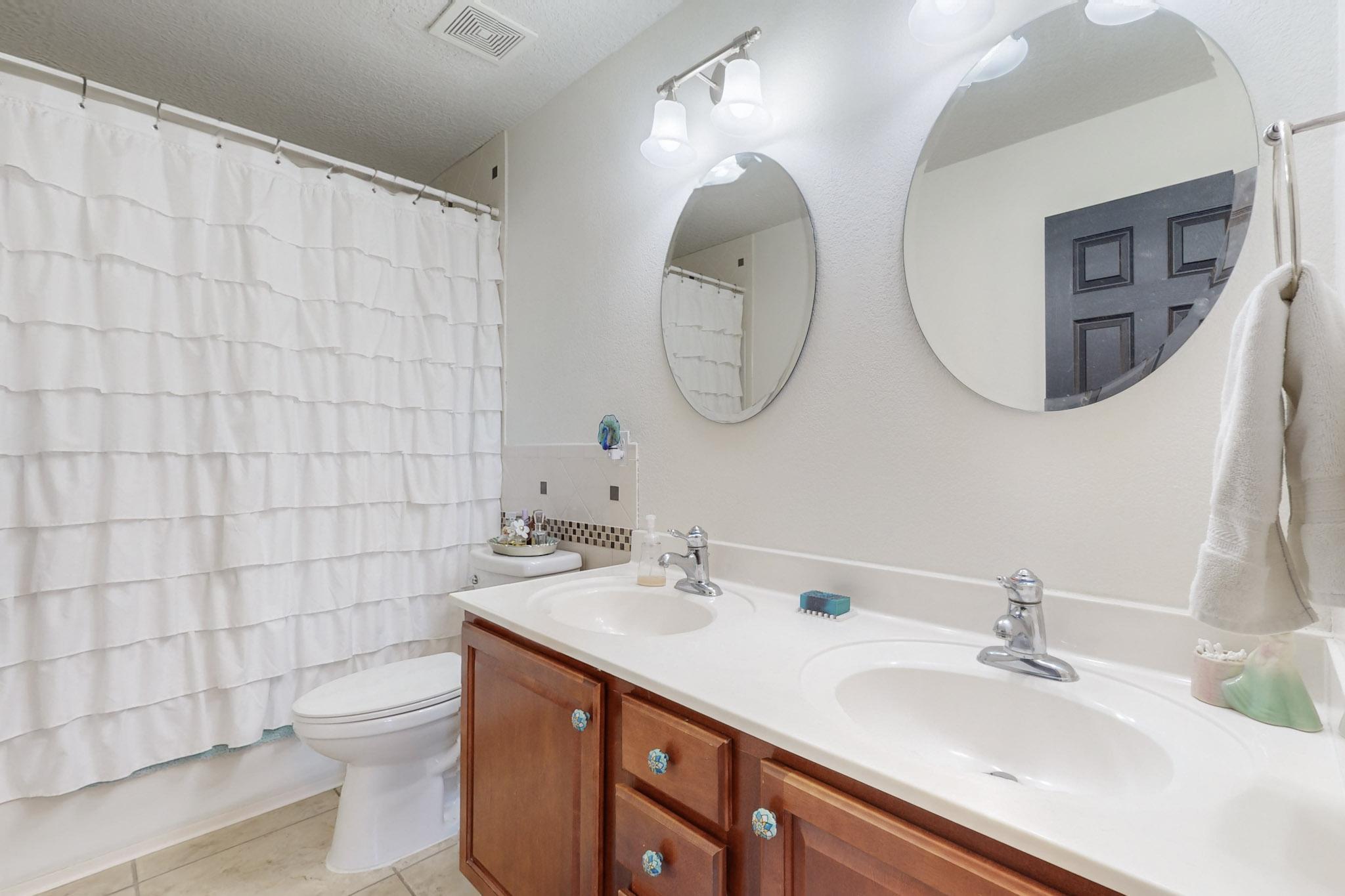 1001 FESTIVAL Court NW