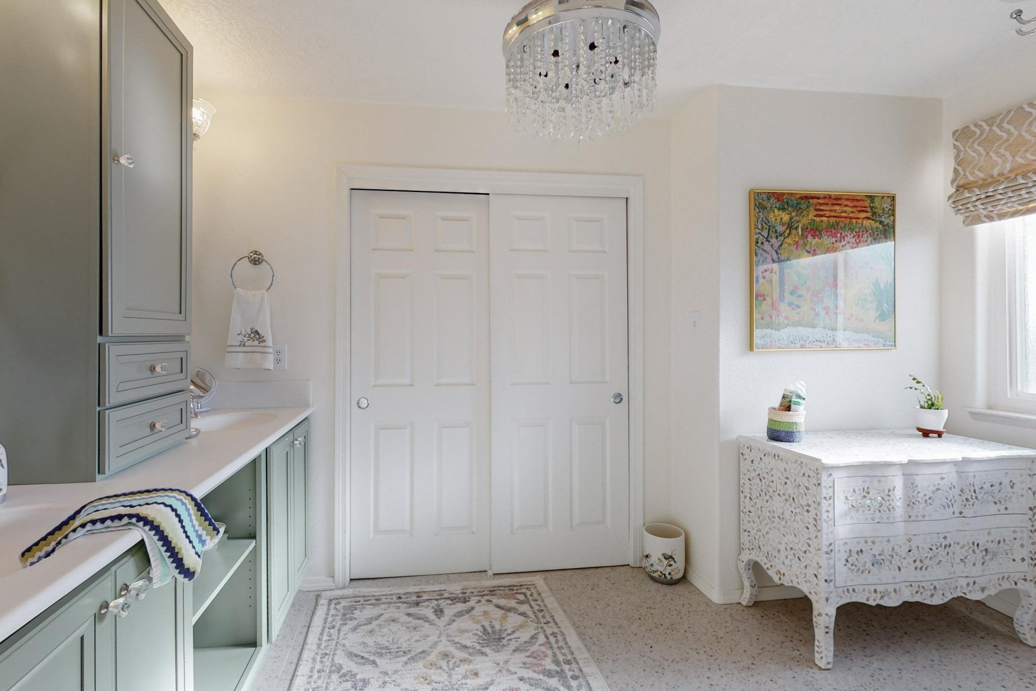 1001 FESTIVAL Court NW