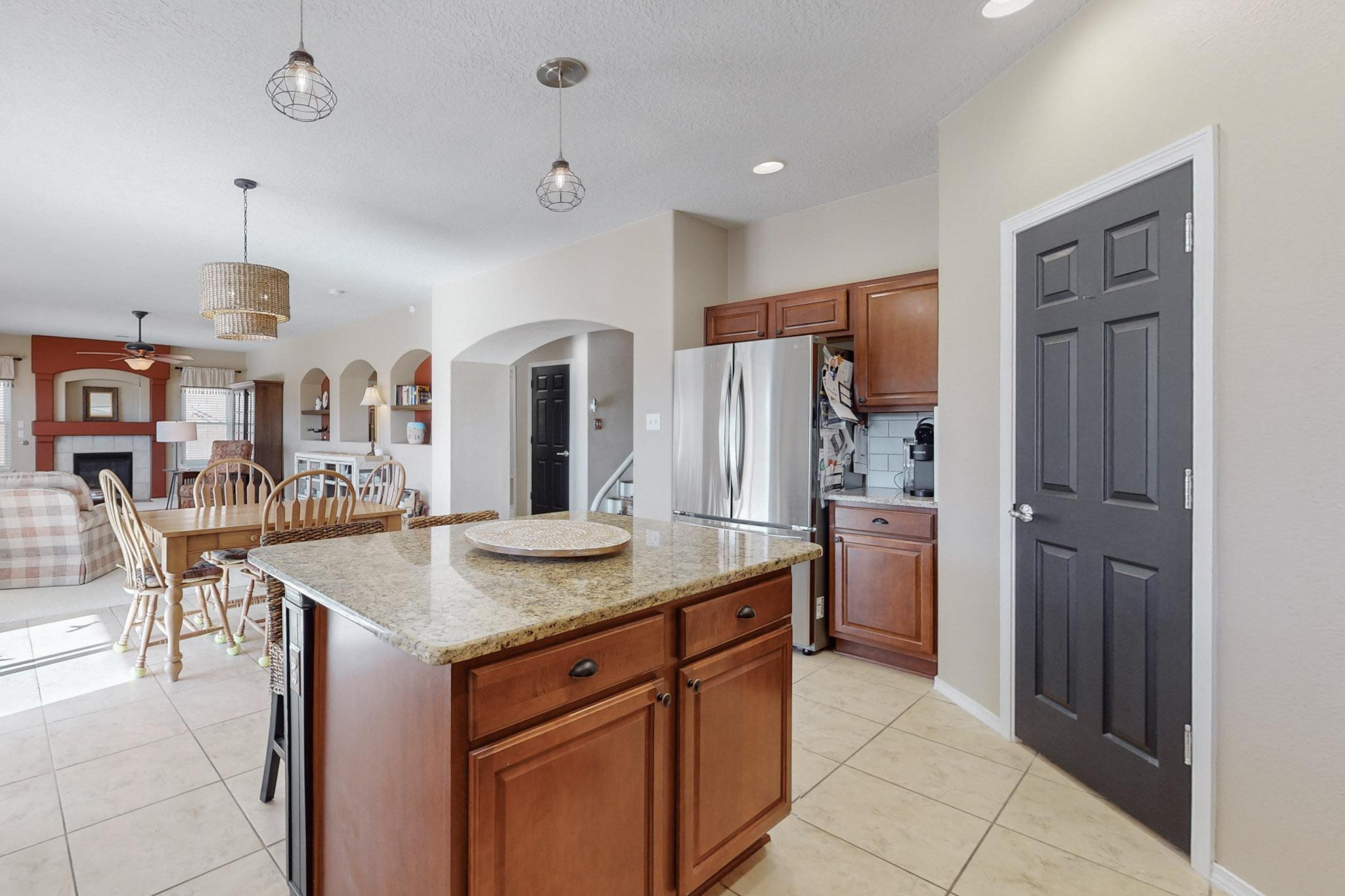 1001 FESTIVAL Court NW
