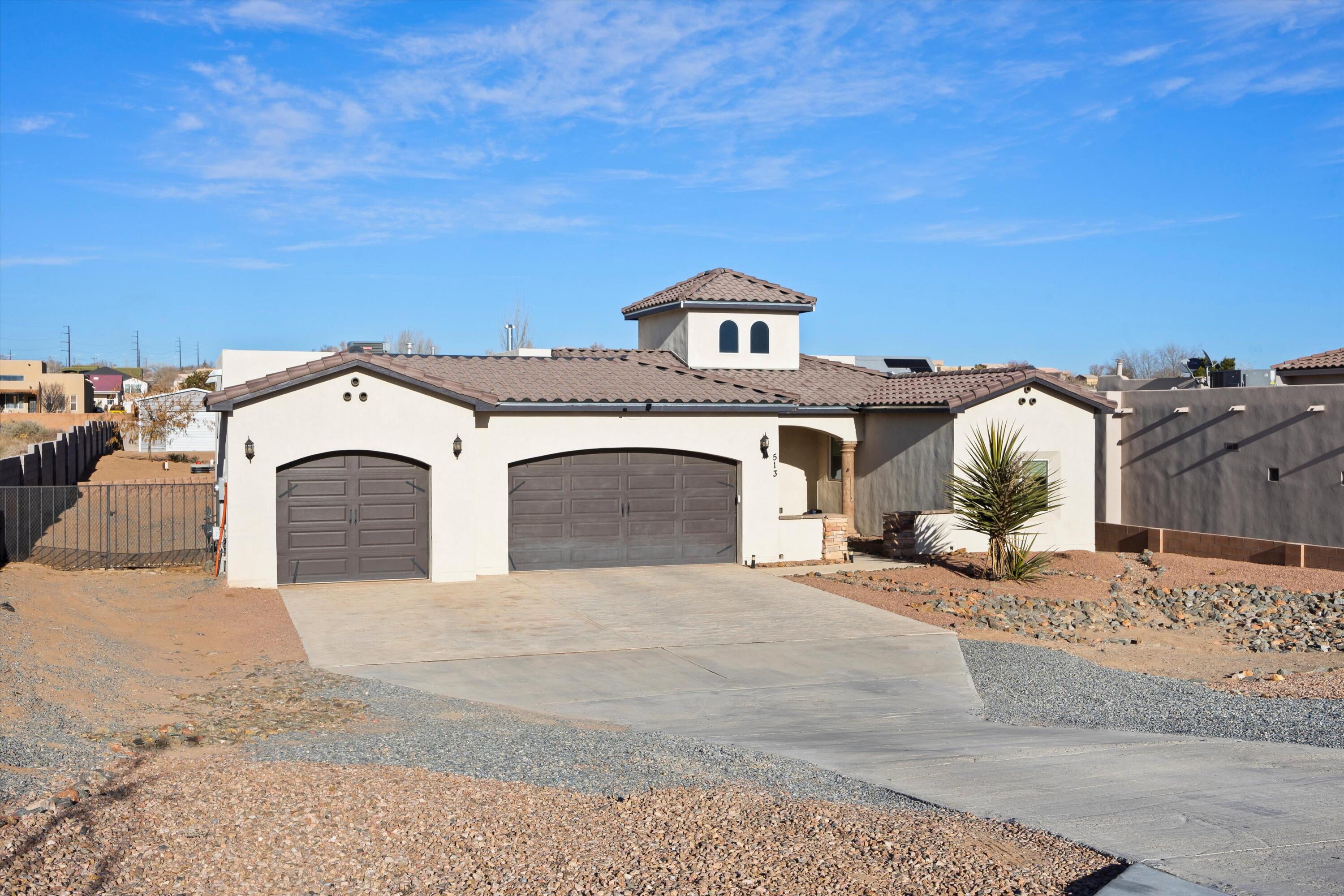 513 Monterrey Road NE