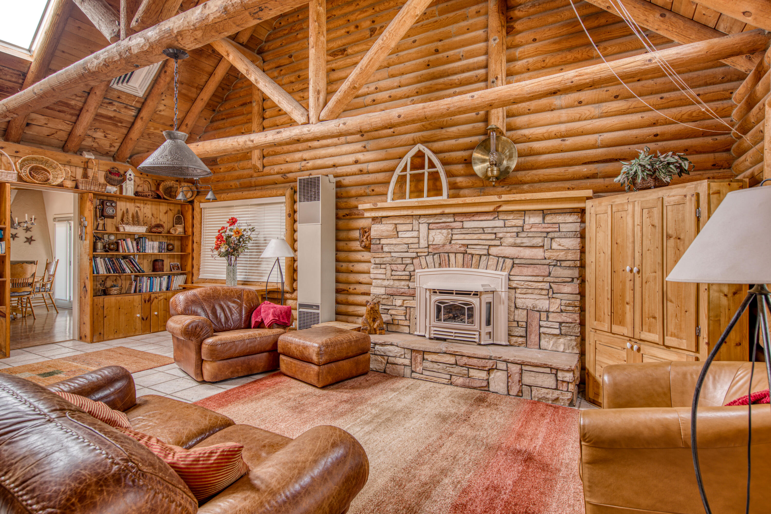 24 RIDGE Drive