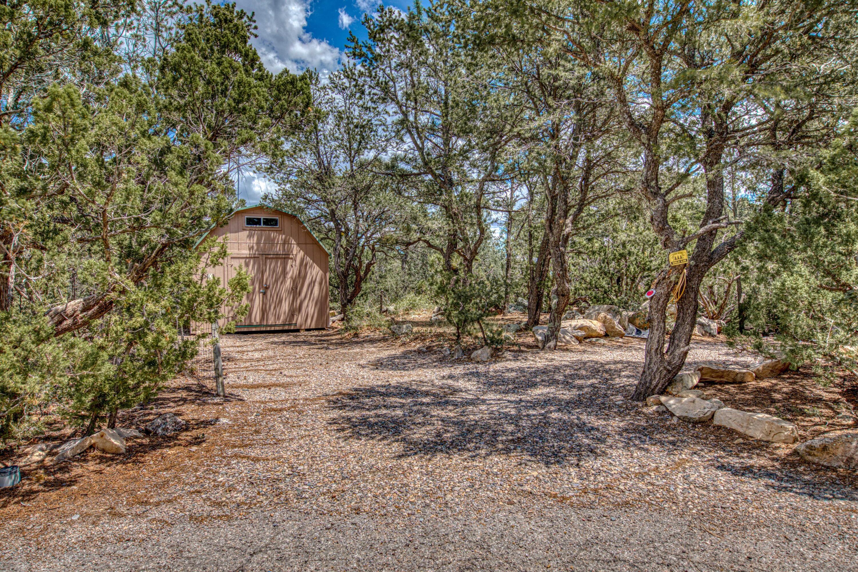 24 RIDGE Drive