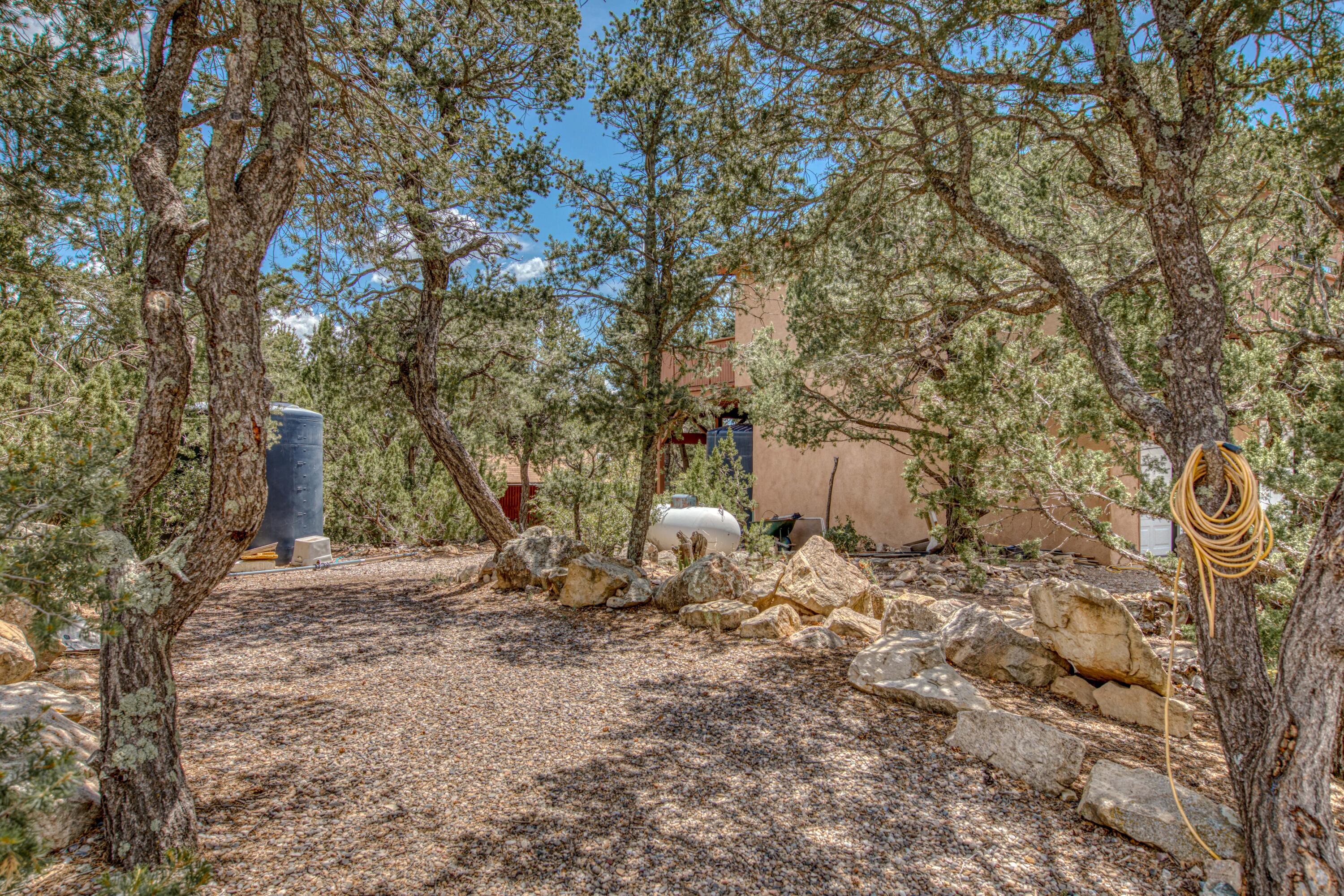 24 RIDGE Drive