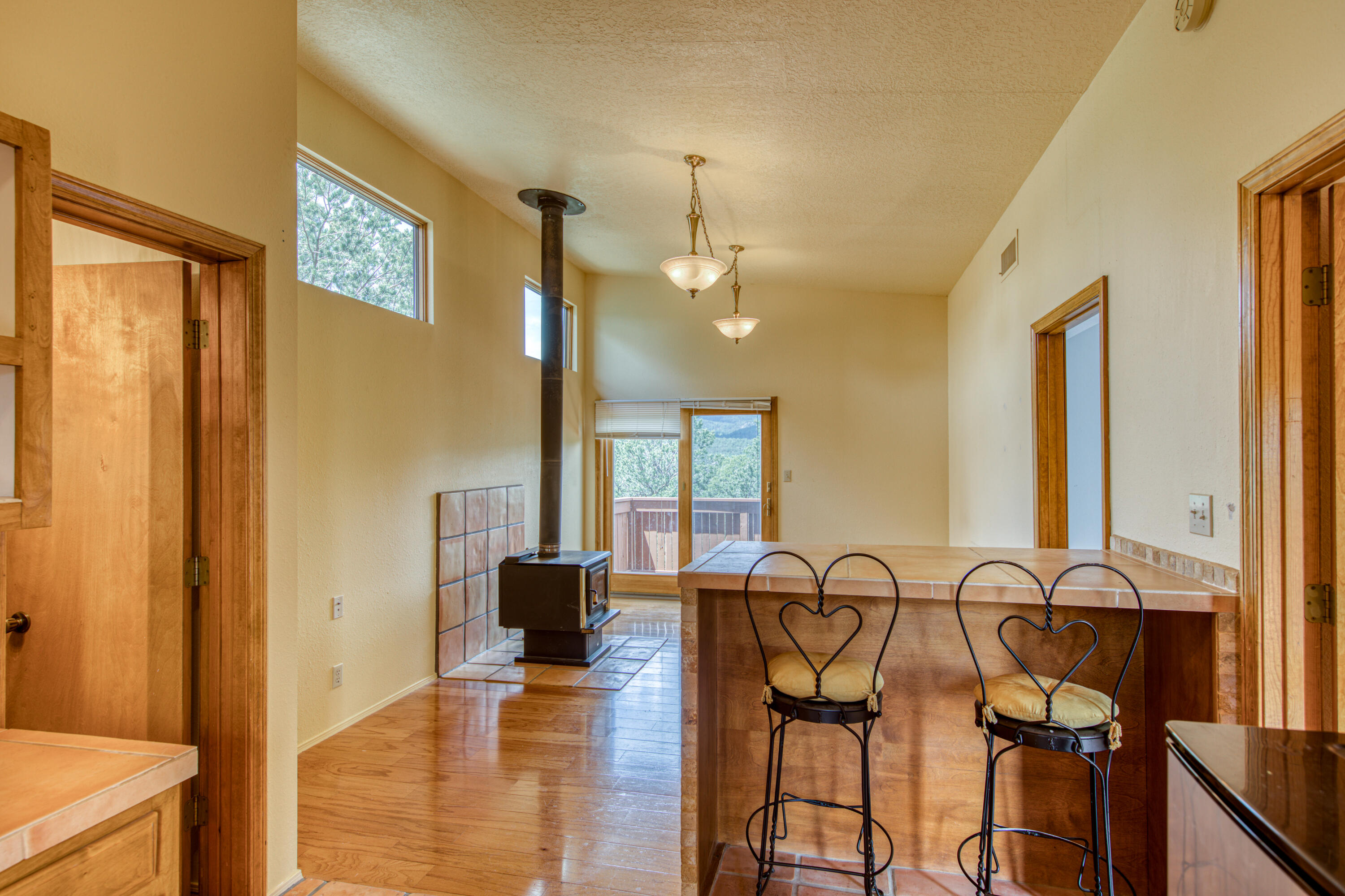 24 RIDGE Drive