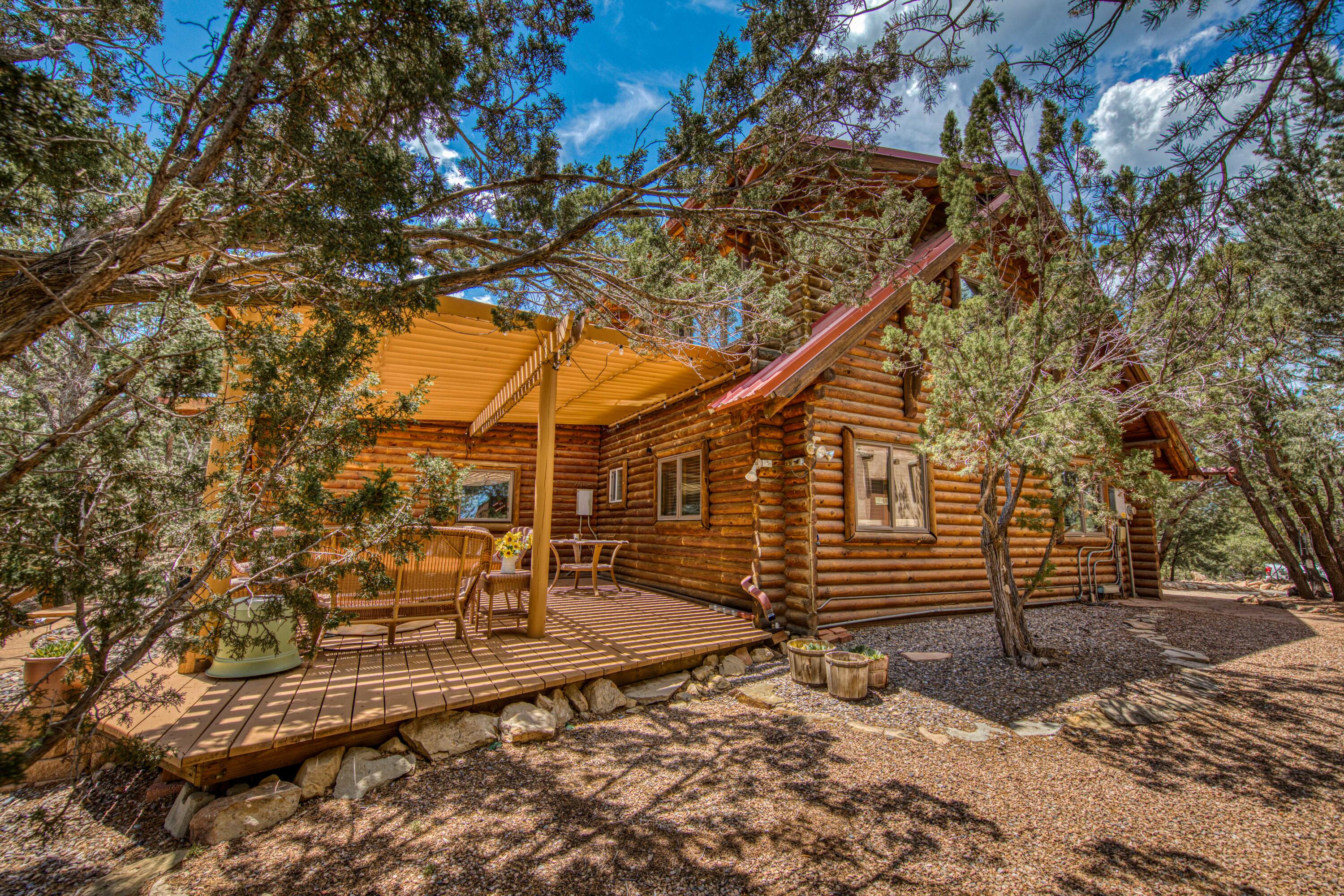 24 RIDGE Drive