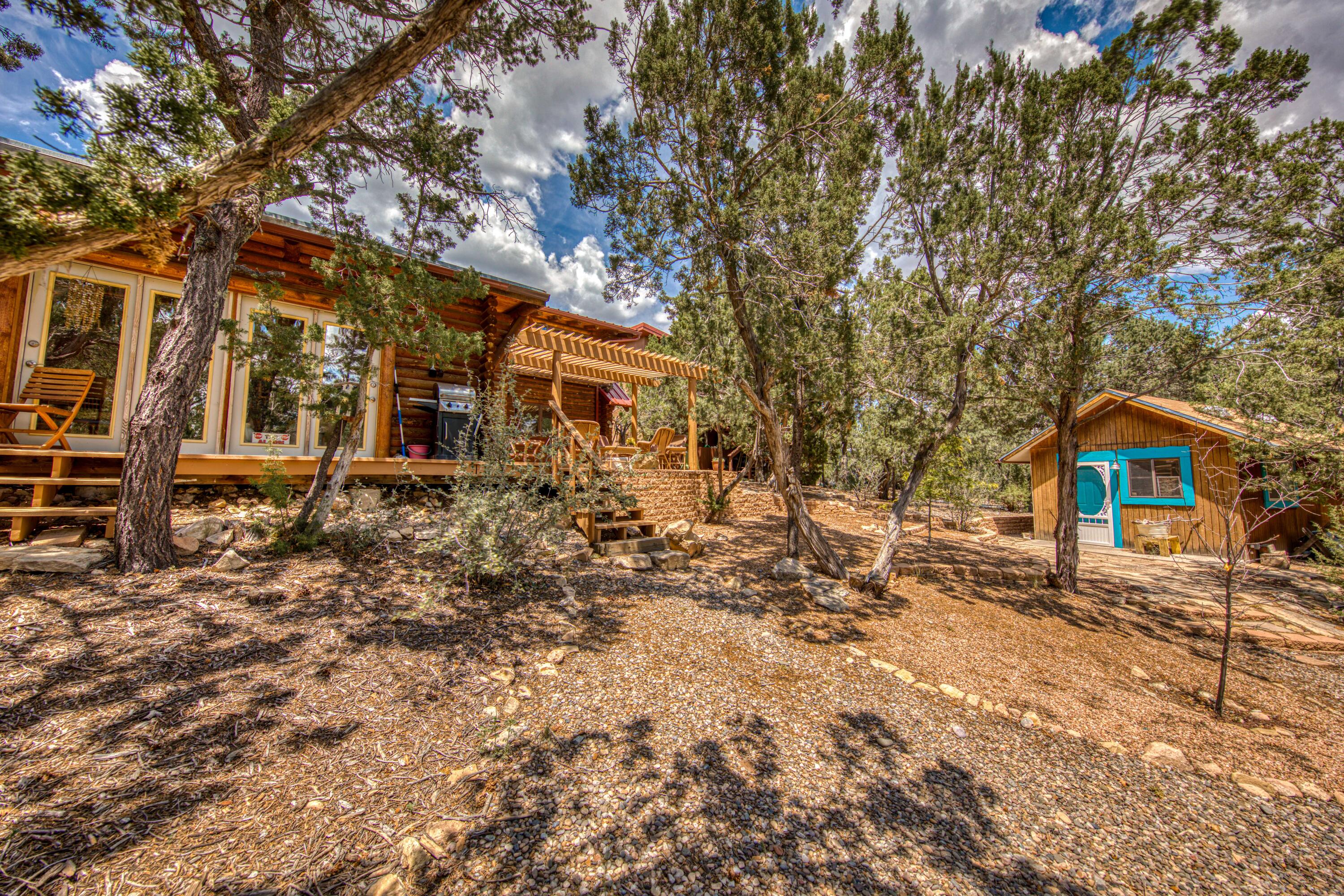 24 RIDGE Drive