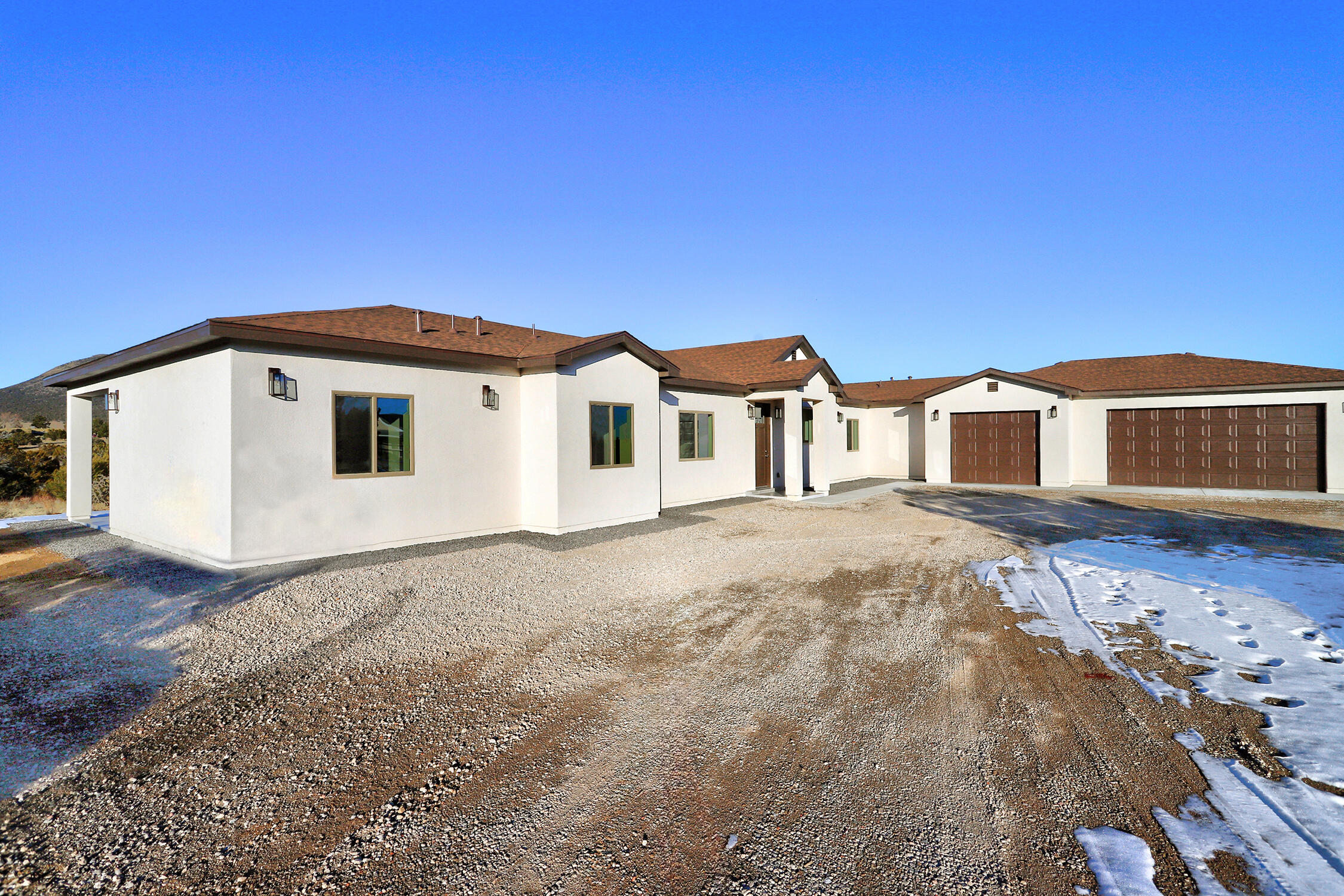 7 MIMOSA Court