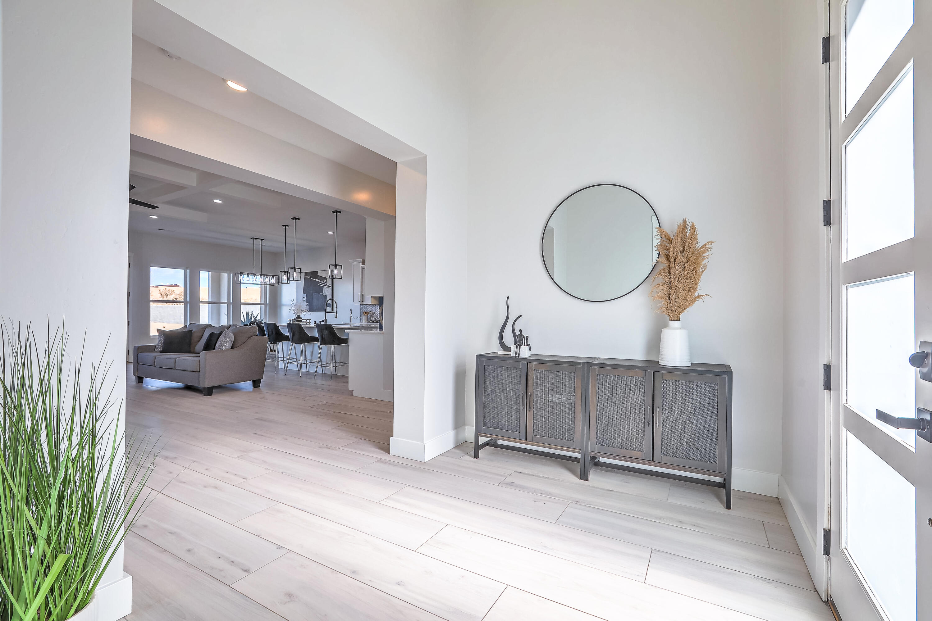 217 4TH Avenue SW