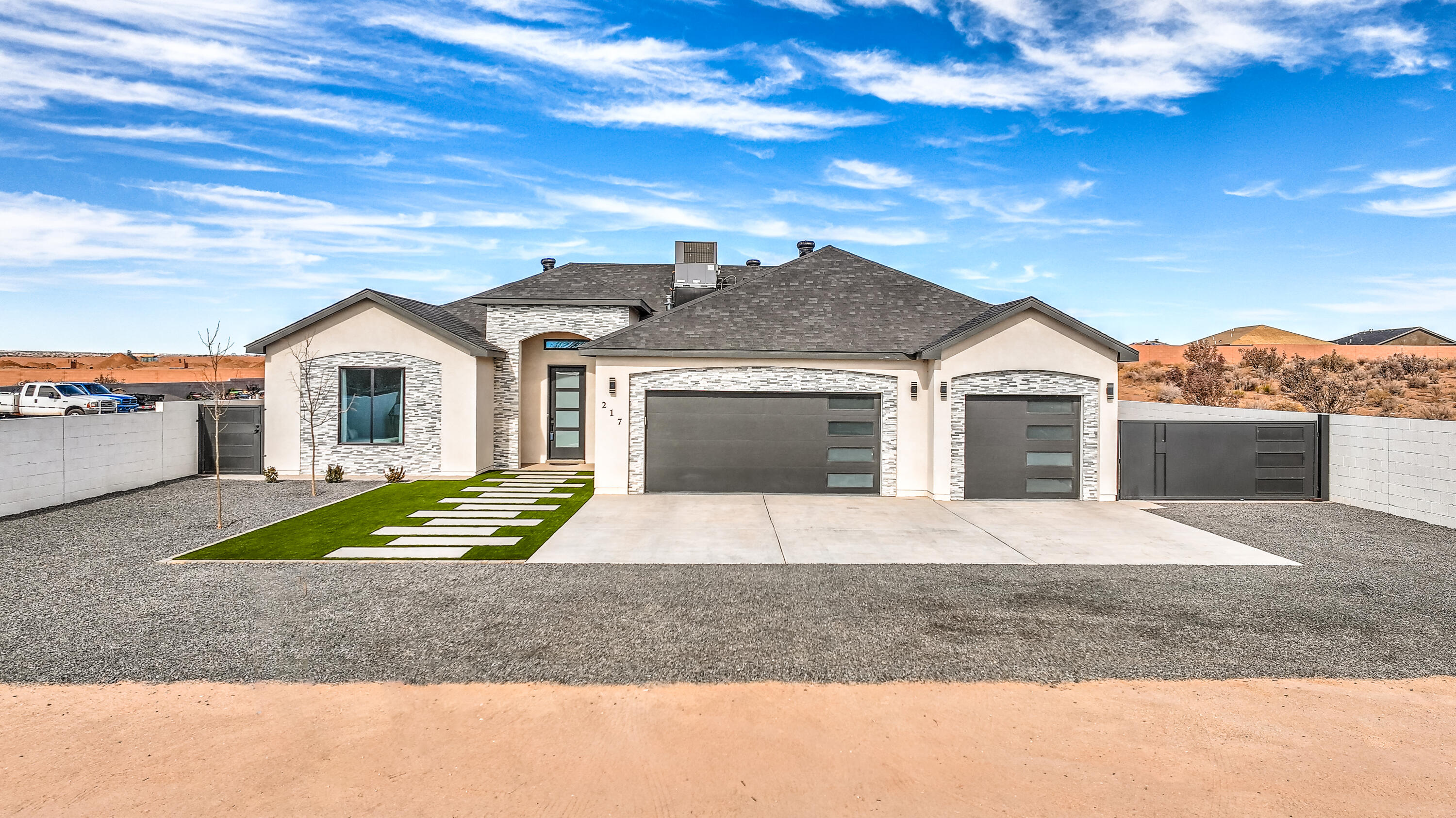 217 4TH Avenue SW