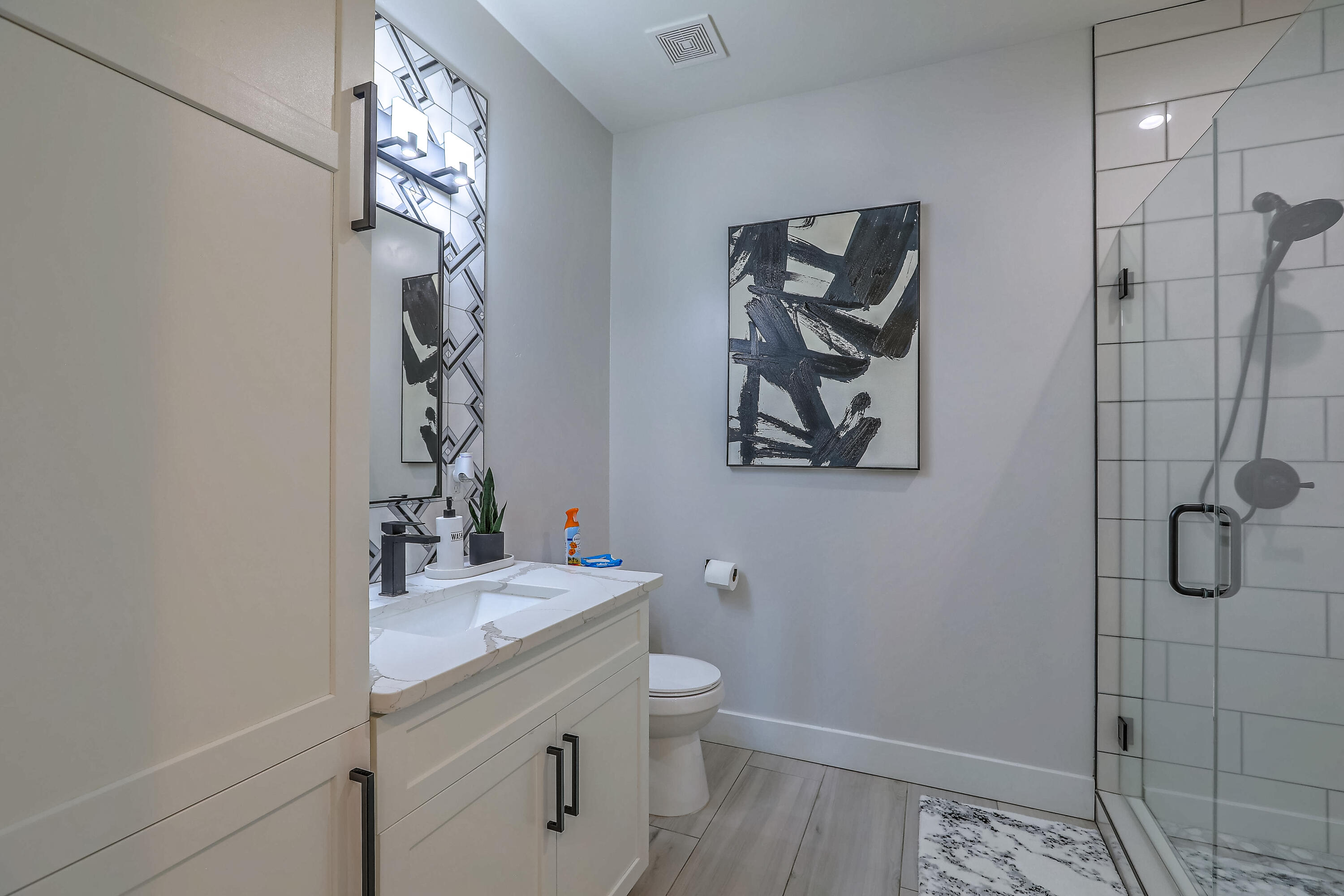 217 4TH Avenue SW