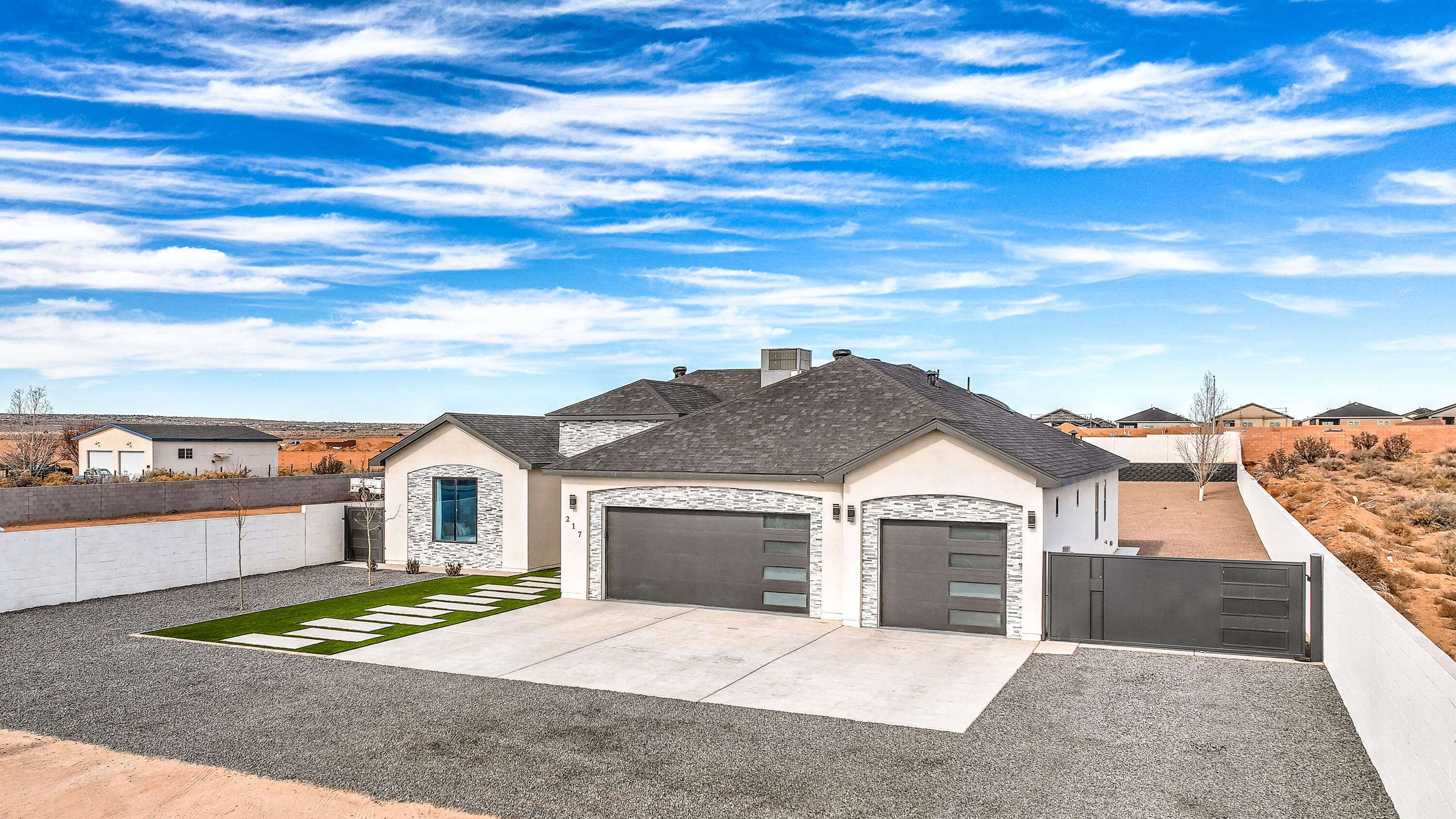 217 4TH Avenue SW