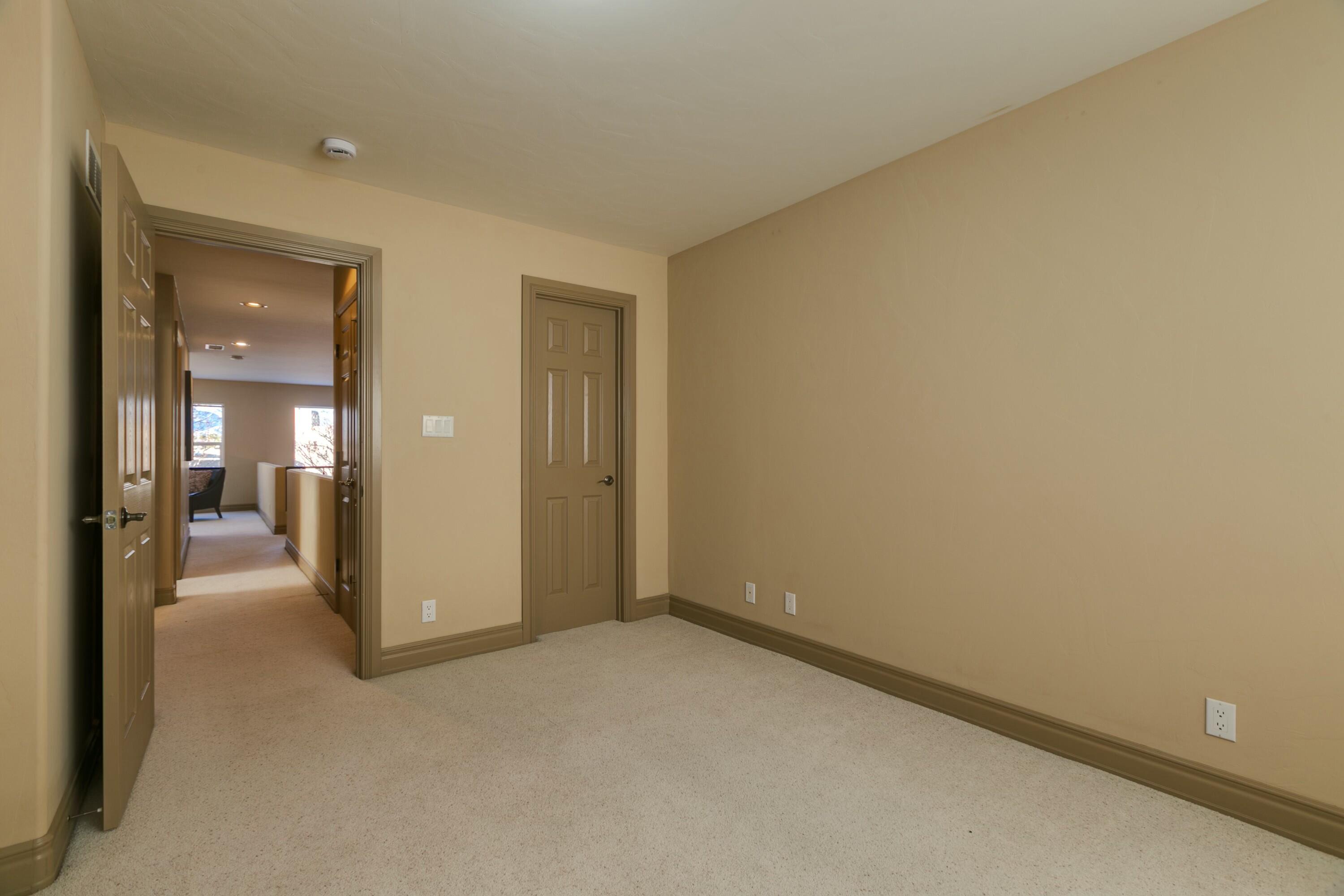 12709 DESERT MARIGOLD Lane NE