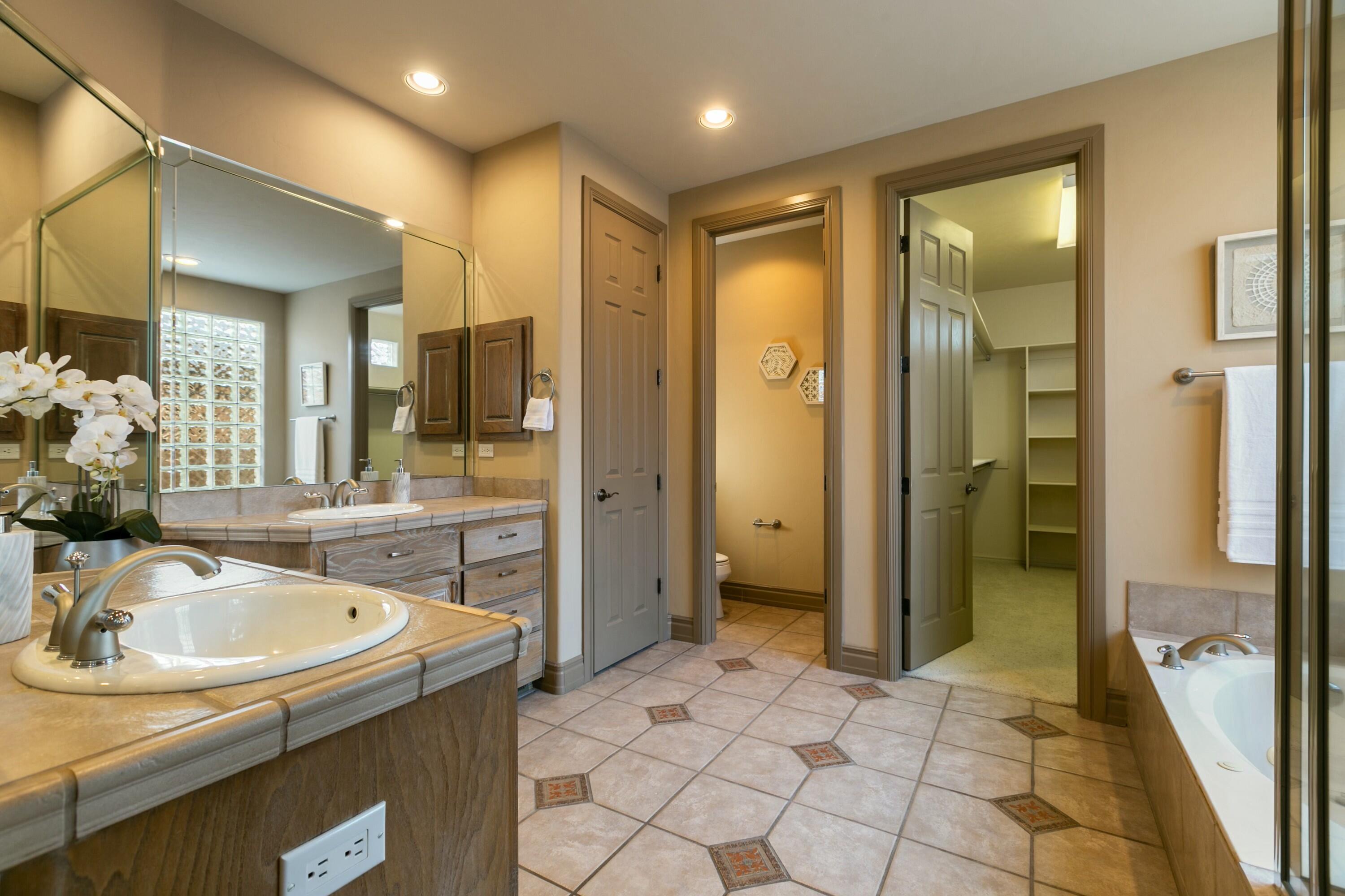 12709 DESERT MARIGOLD Lane NE