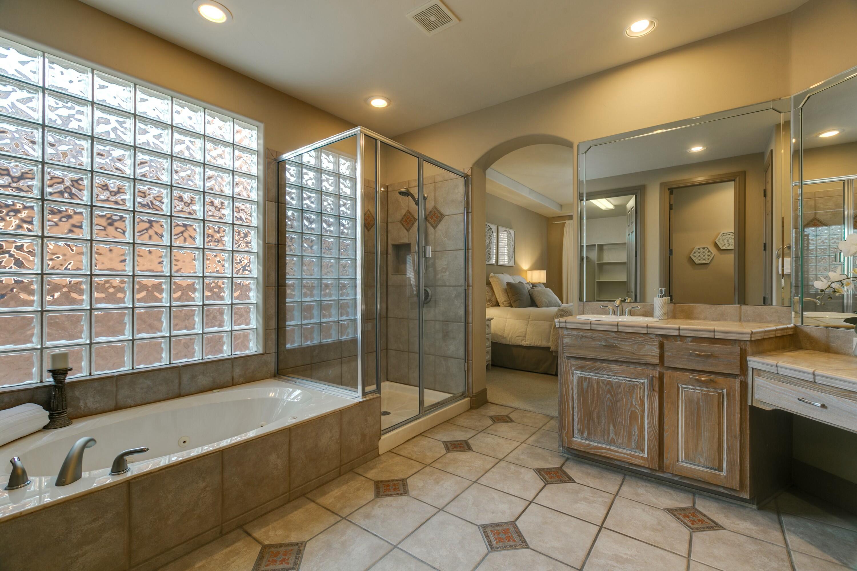 12709 DESERT MARIGOLD Lane NE