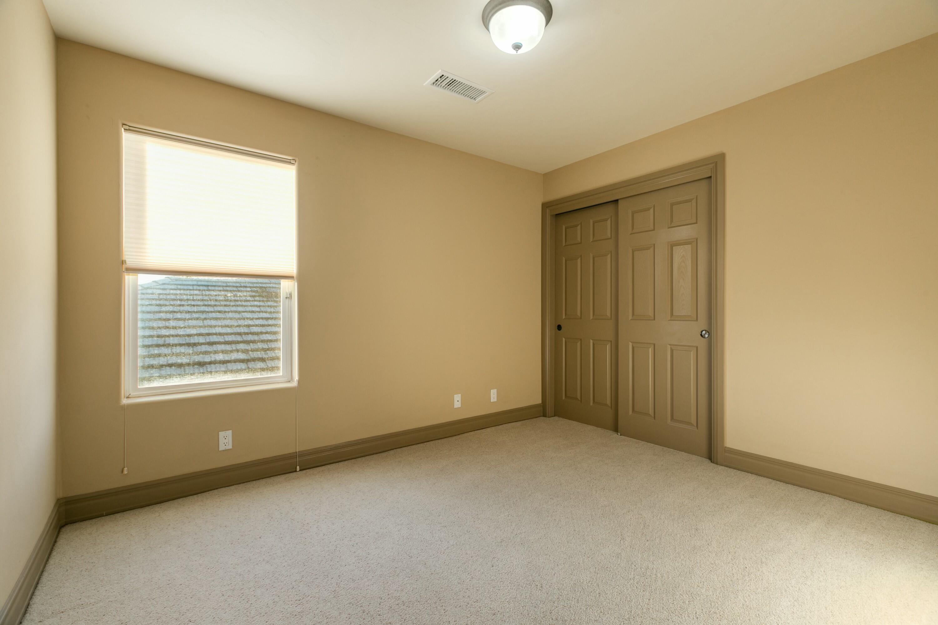 12709 DESERT MARIGOLD Lane NE